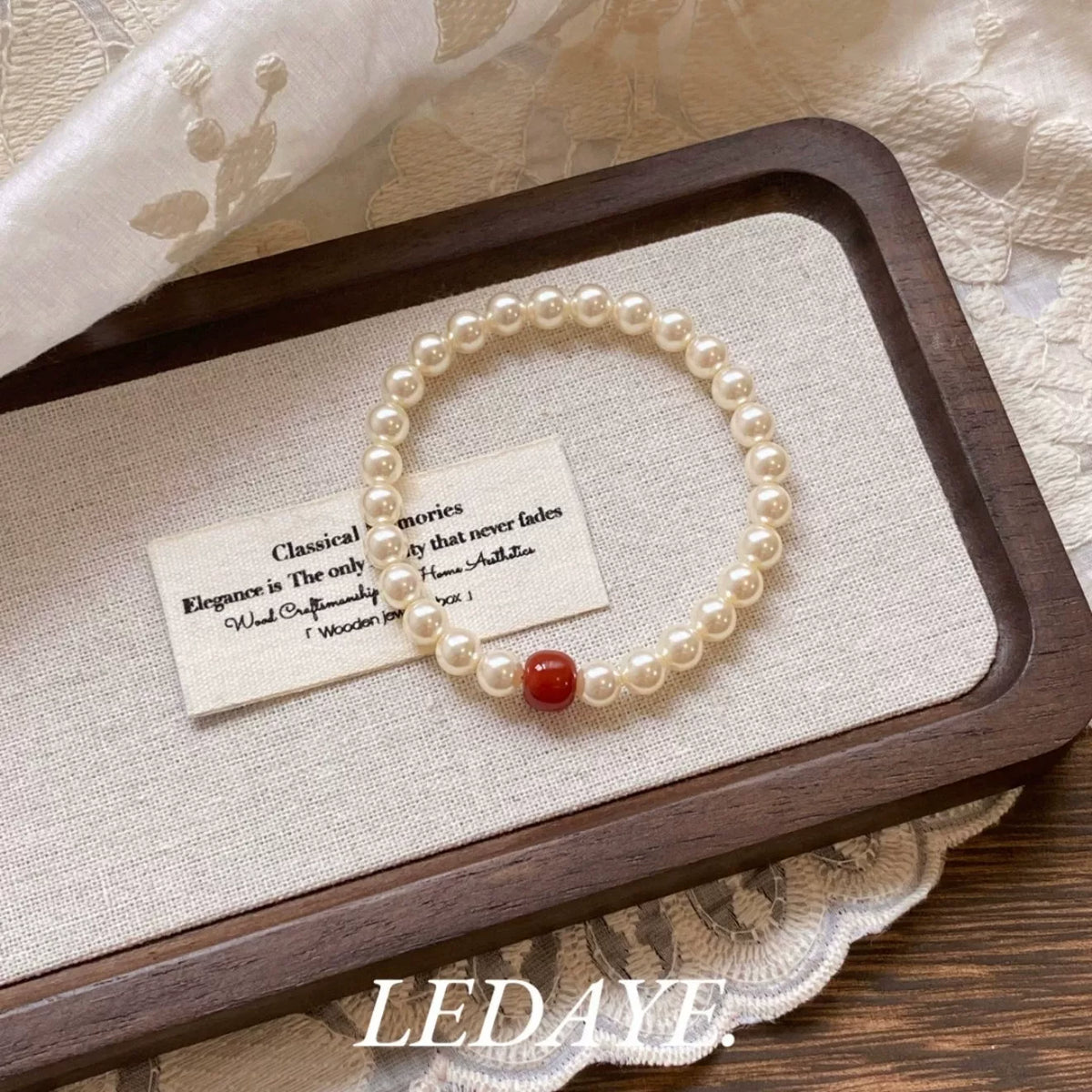 LIDAYE Red Agate Fish Stackable Bracelet