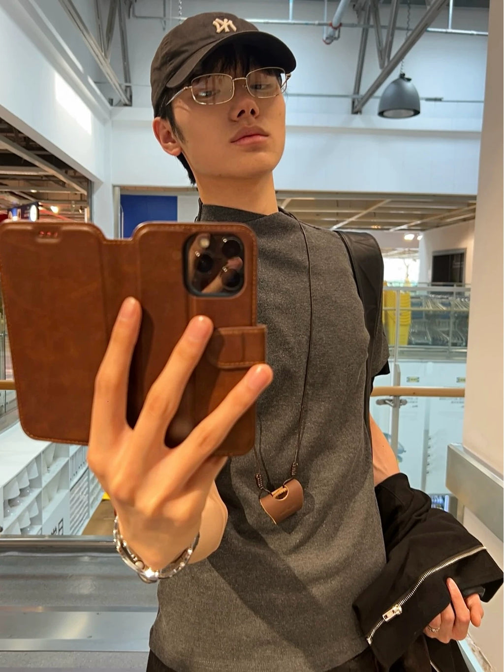 Slight Vogue Cross Wrap High Neck Panel Slim Fit Knit Tee
