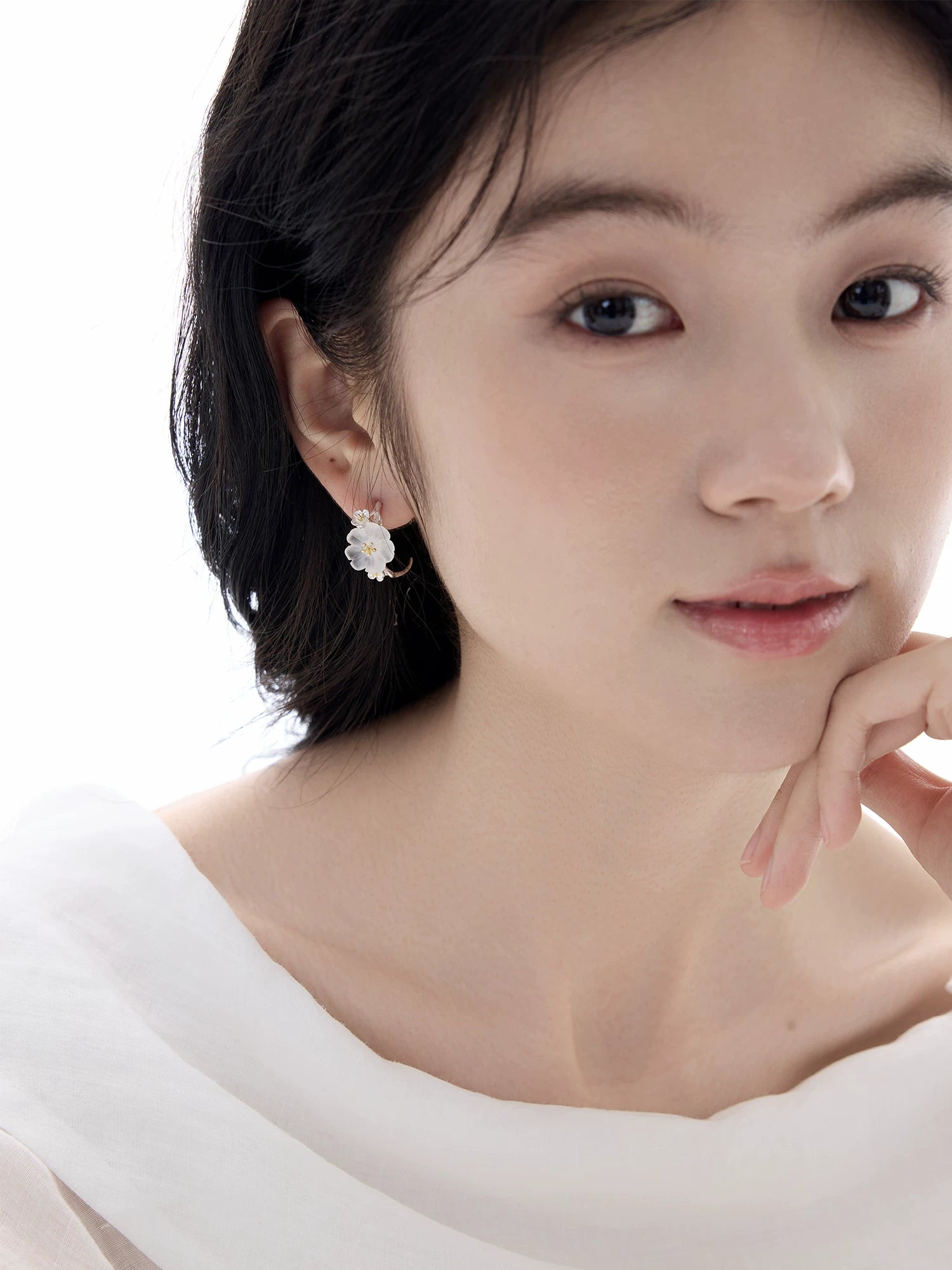 NO SOLUTION Silver Plum Flower Premium Earrings