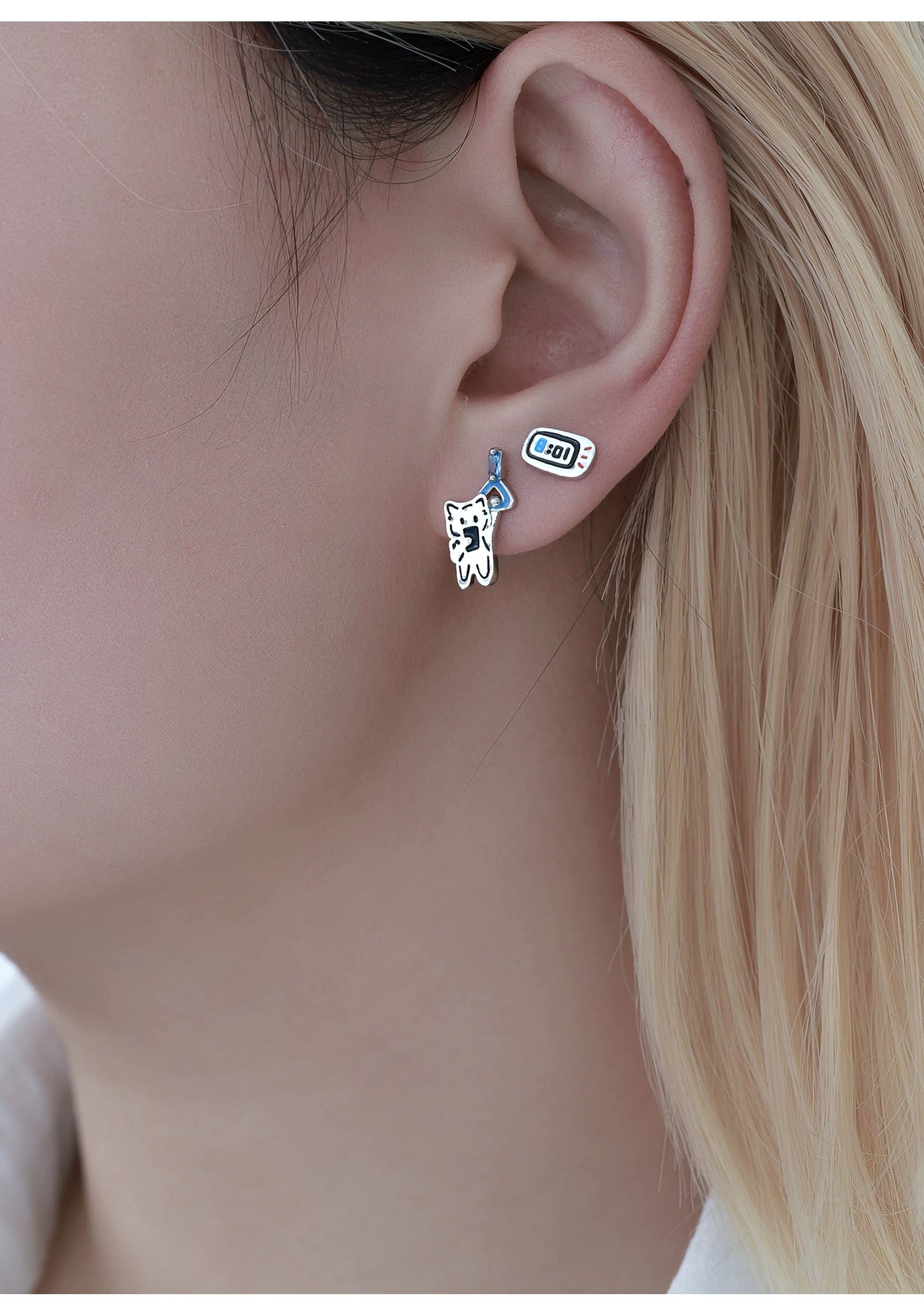 MASW Cute Working Cat Stud Earrings Fun Earrings