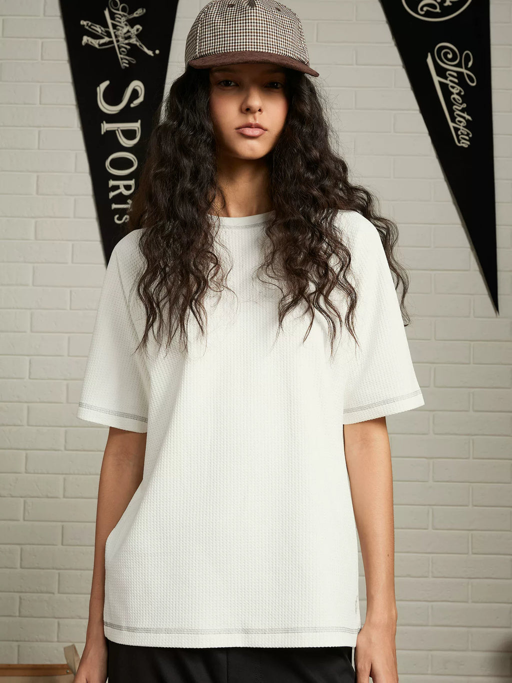 SUPERTOFU Colorblock Waffle Breathable Loose Tee