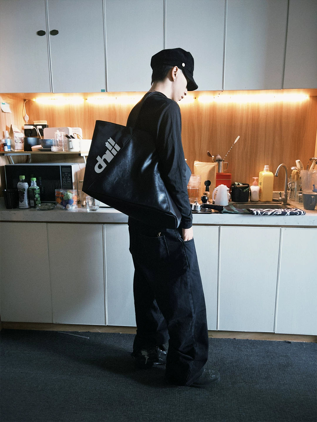 ChillHigh Leather Splicing Loose Atmosphere Shoulder Bag