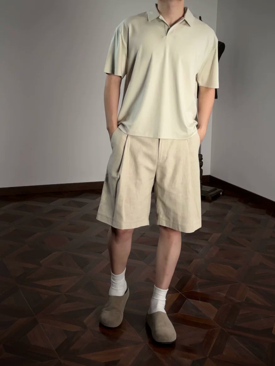 AMBSOM Pleated Straight-leg Shorts