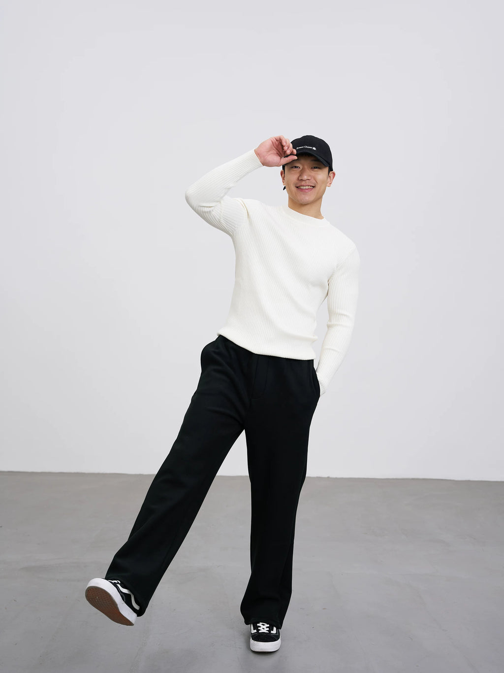 GTAL Striped Anti-Pilling Solid Color Slim-Fit Knitted Sweater Long Sleeves