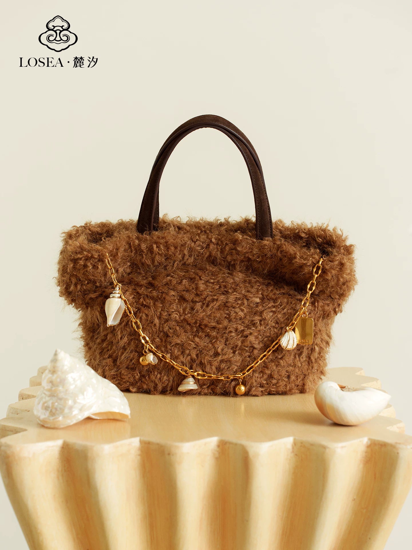 LOSEA Shell Chain Plush Tote Bag