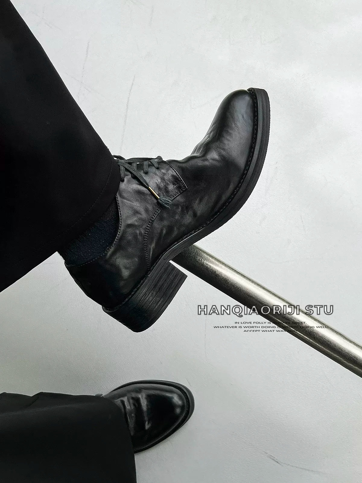 HANQIAORIJI Full-Grain Leather Pointed-Toe Derby