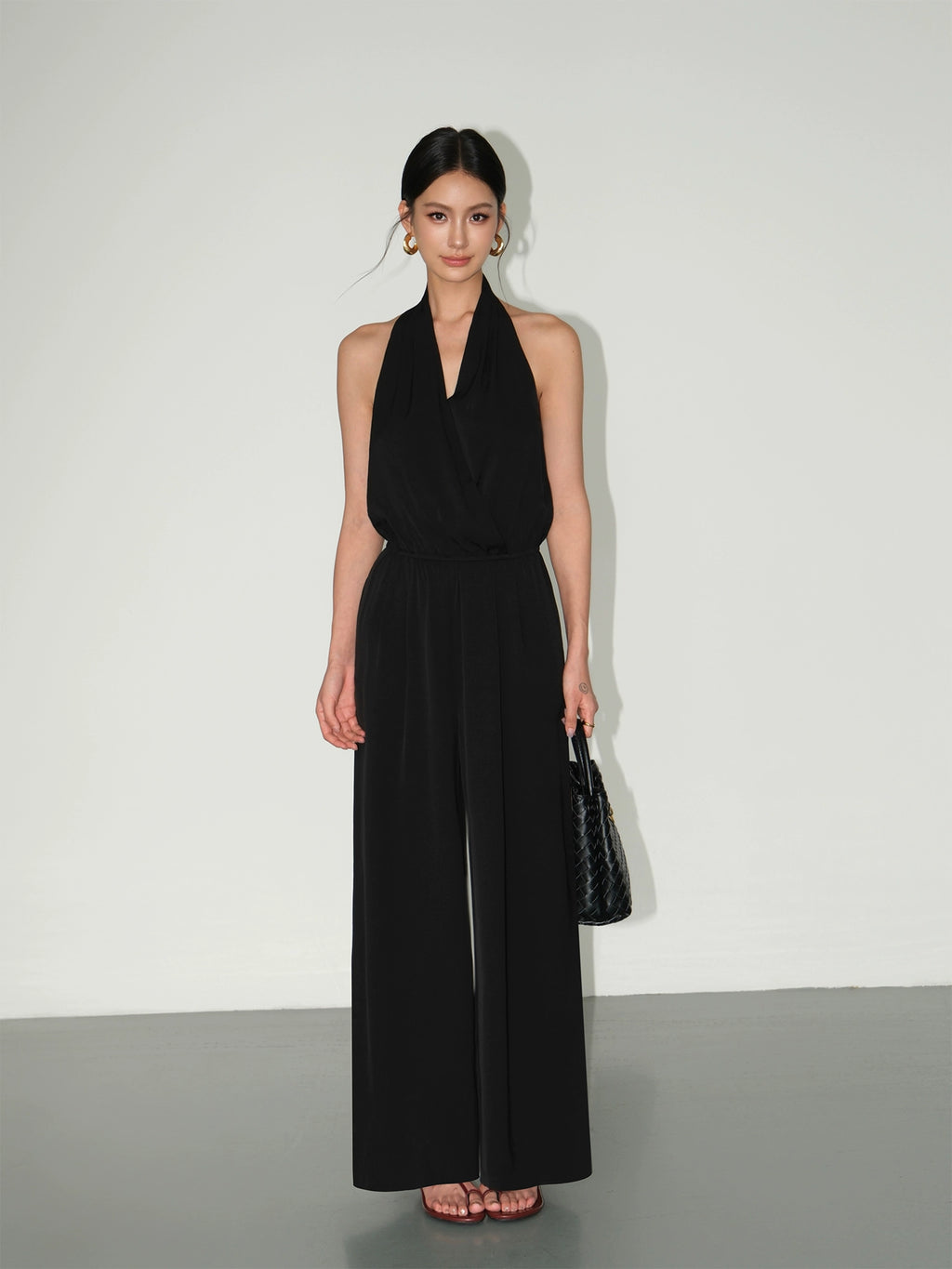 NEVA HUV Neck-hanging Sleeveless Jumpsuit