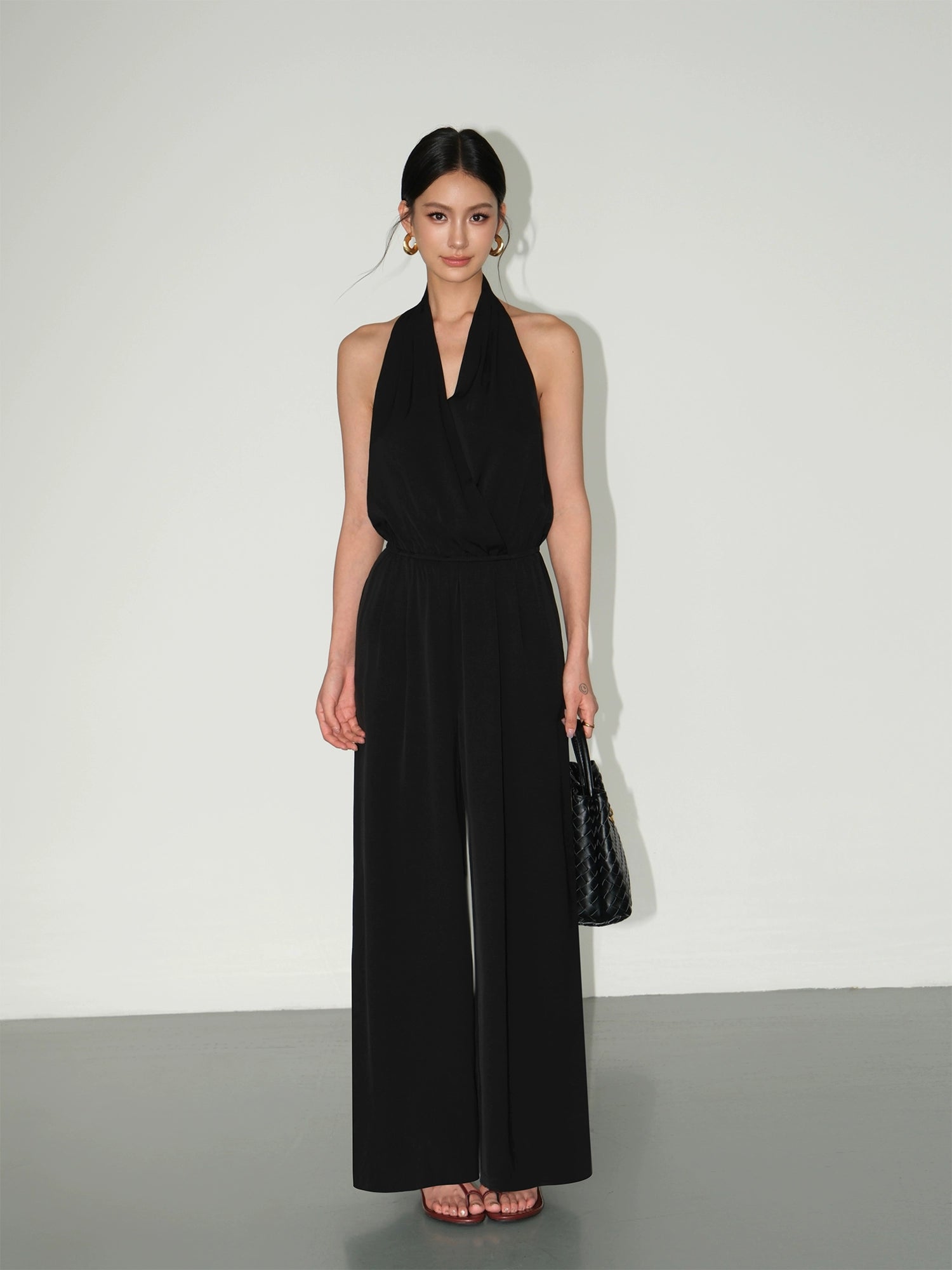 NEVA HUV Neck-hanging Sleeveless Jumpsuit