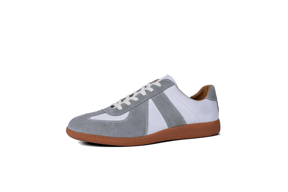 TERRAKOO Leather Lace-Up Retro Sneaker