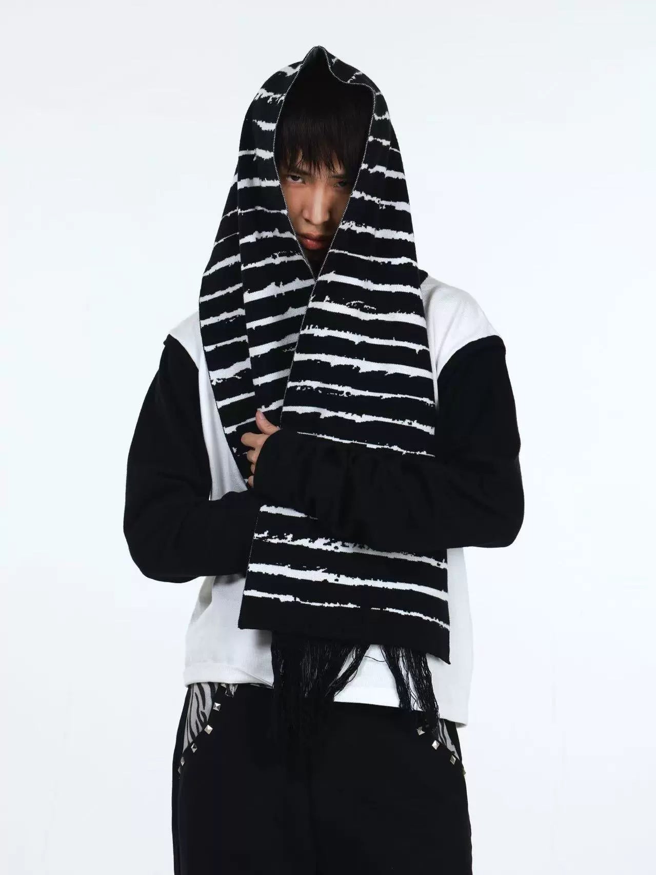 DETW Striped Knitted Fringed Scarf Scarf