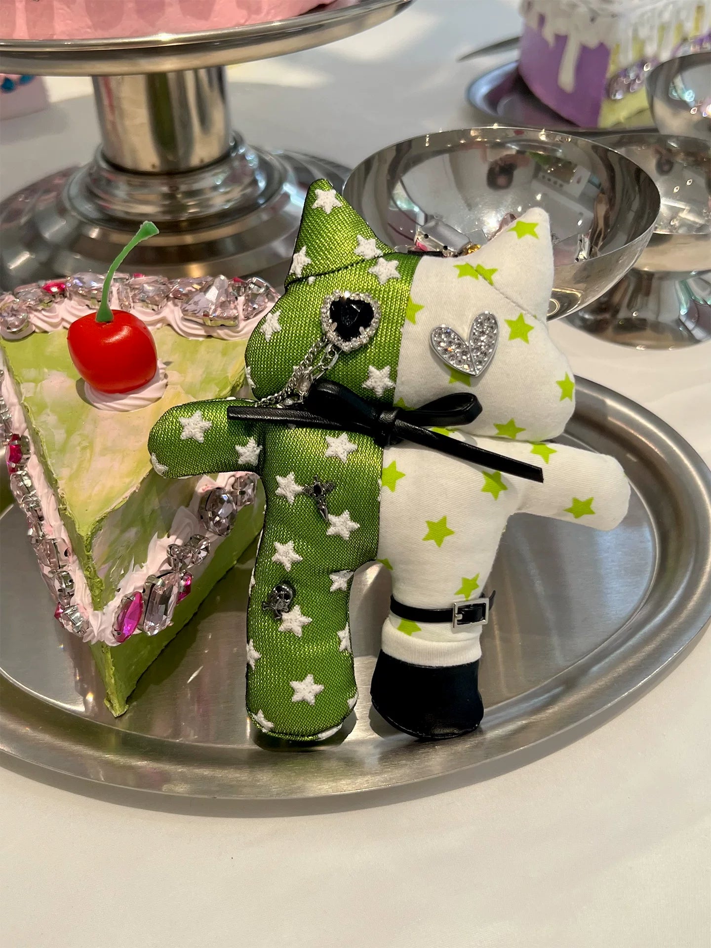 KUROUTAYA Star Blood Dual Pact 400g Plush Toy