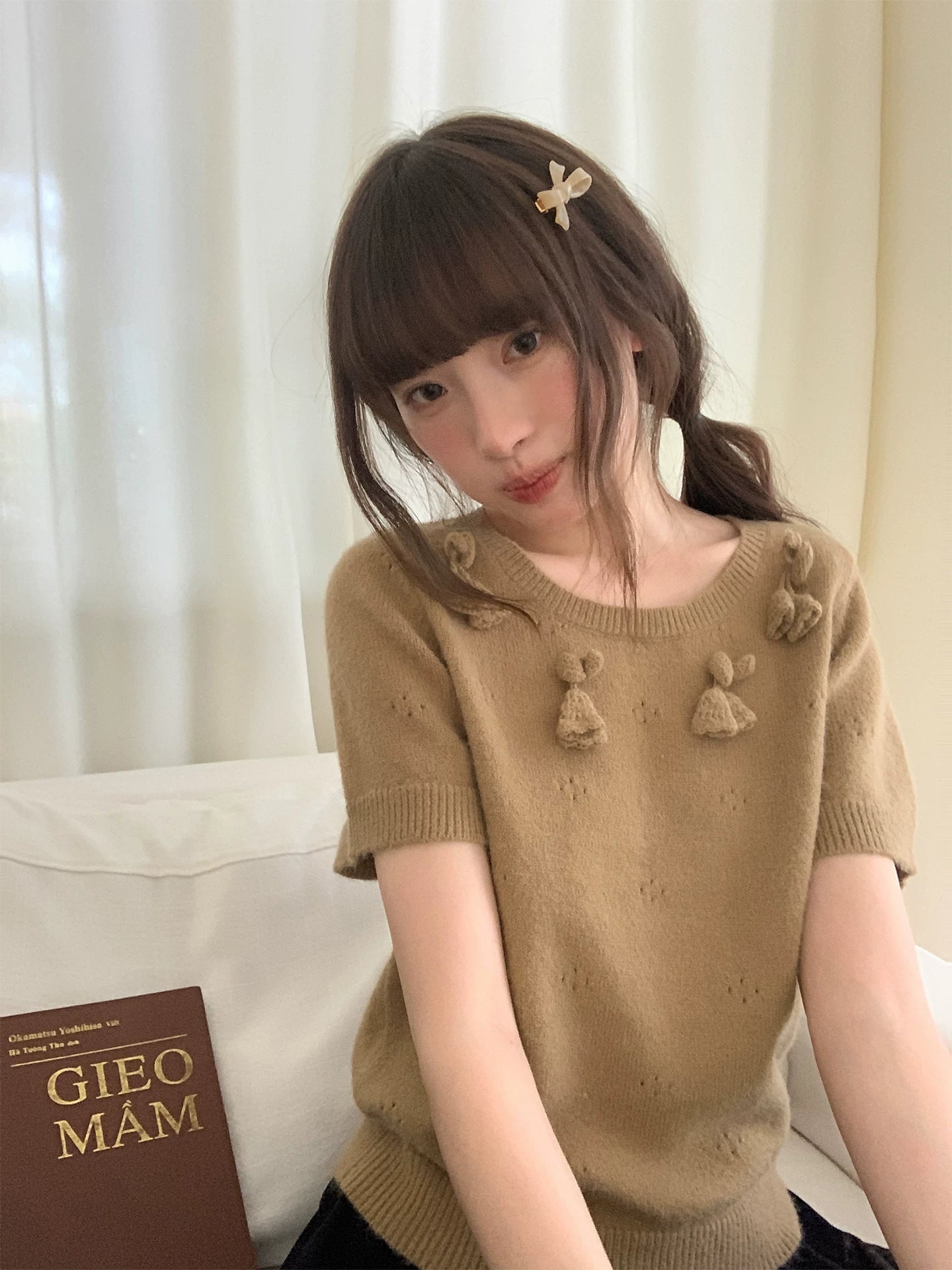 Kano Hand Hook Three-dimensional Flower Round Neck Short Sleeve Knitting