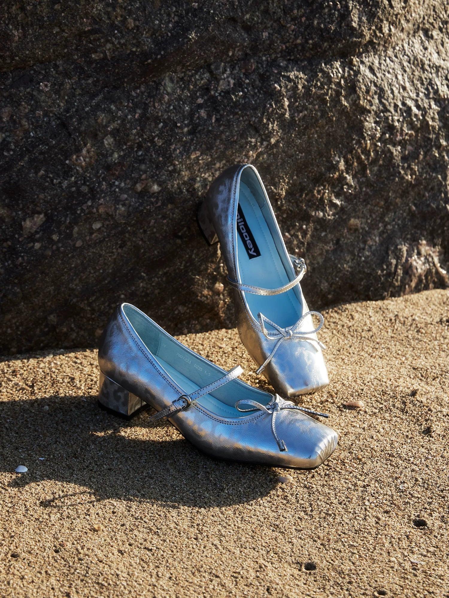 MILOOEY Leather Square-Toe Ankle-Strap Mary Jane