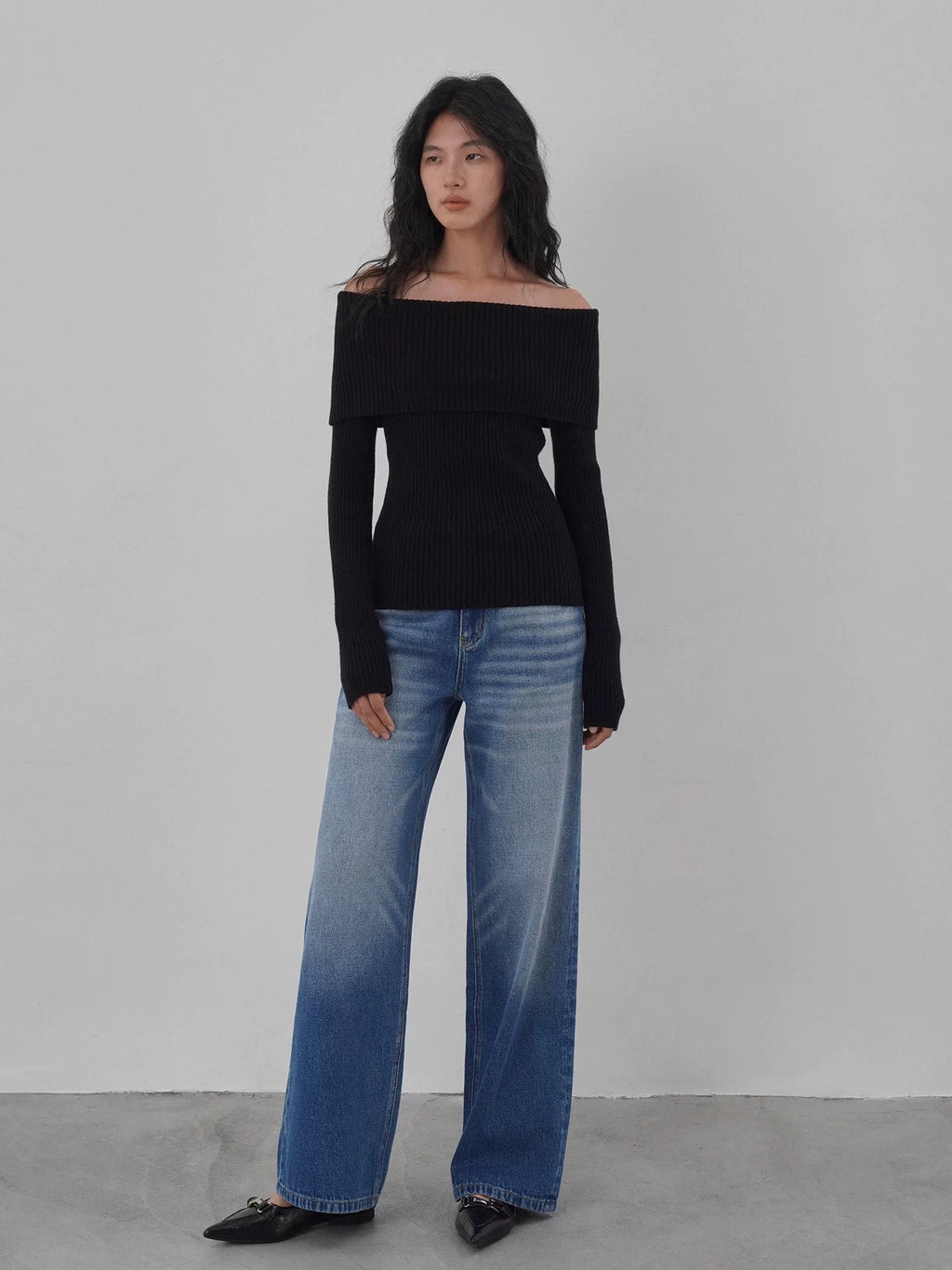 EIGHTHMONTH One-word Shoulder Slim-fit Knitted Sweater