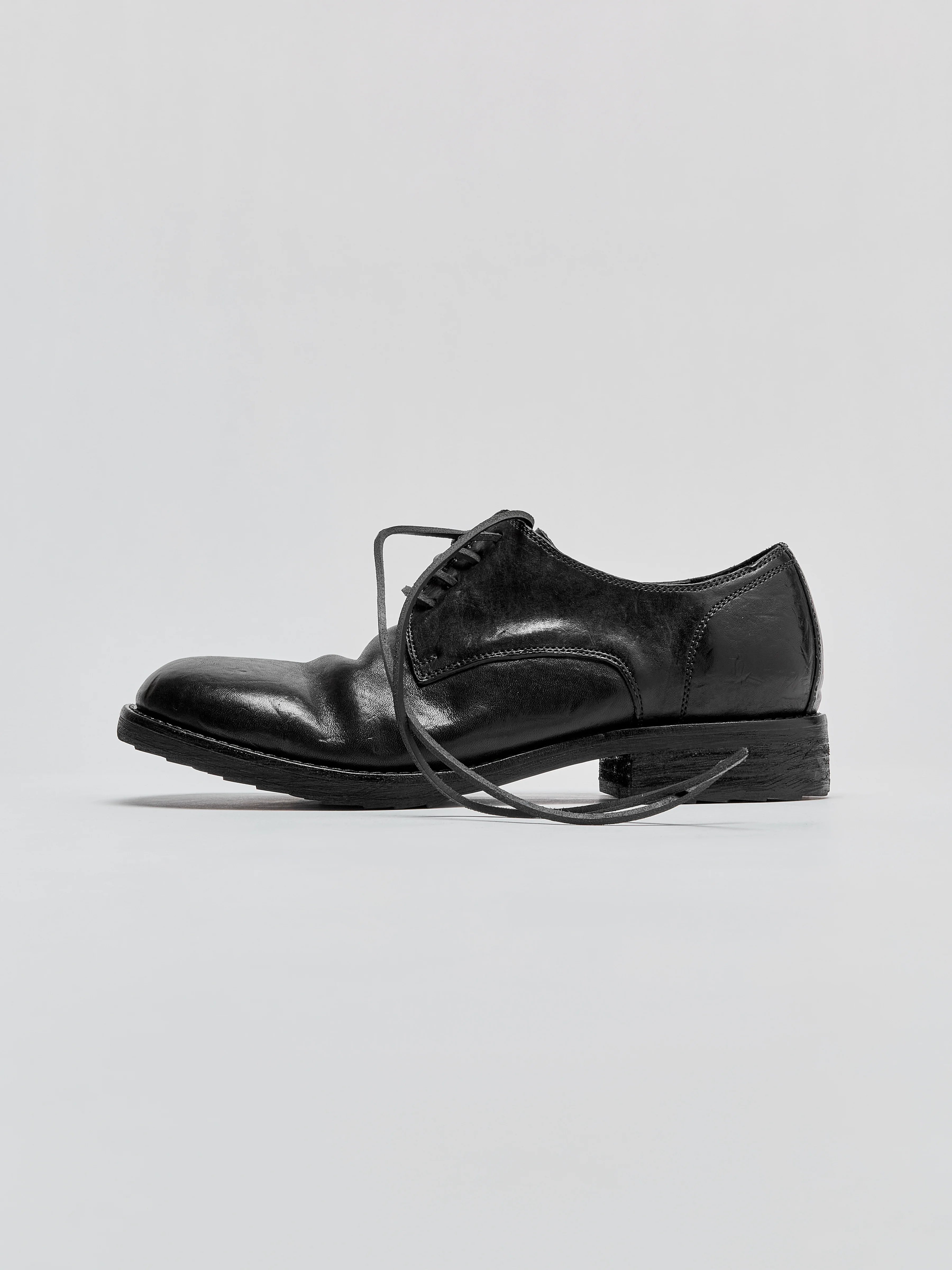 AMBSOM Washed Horsehide Goodyear Welt Derby