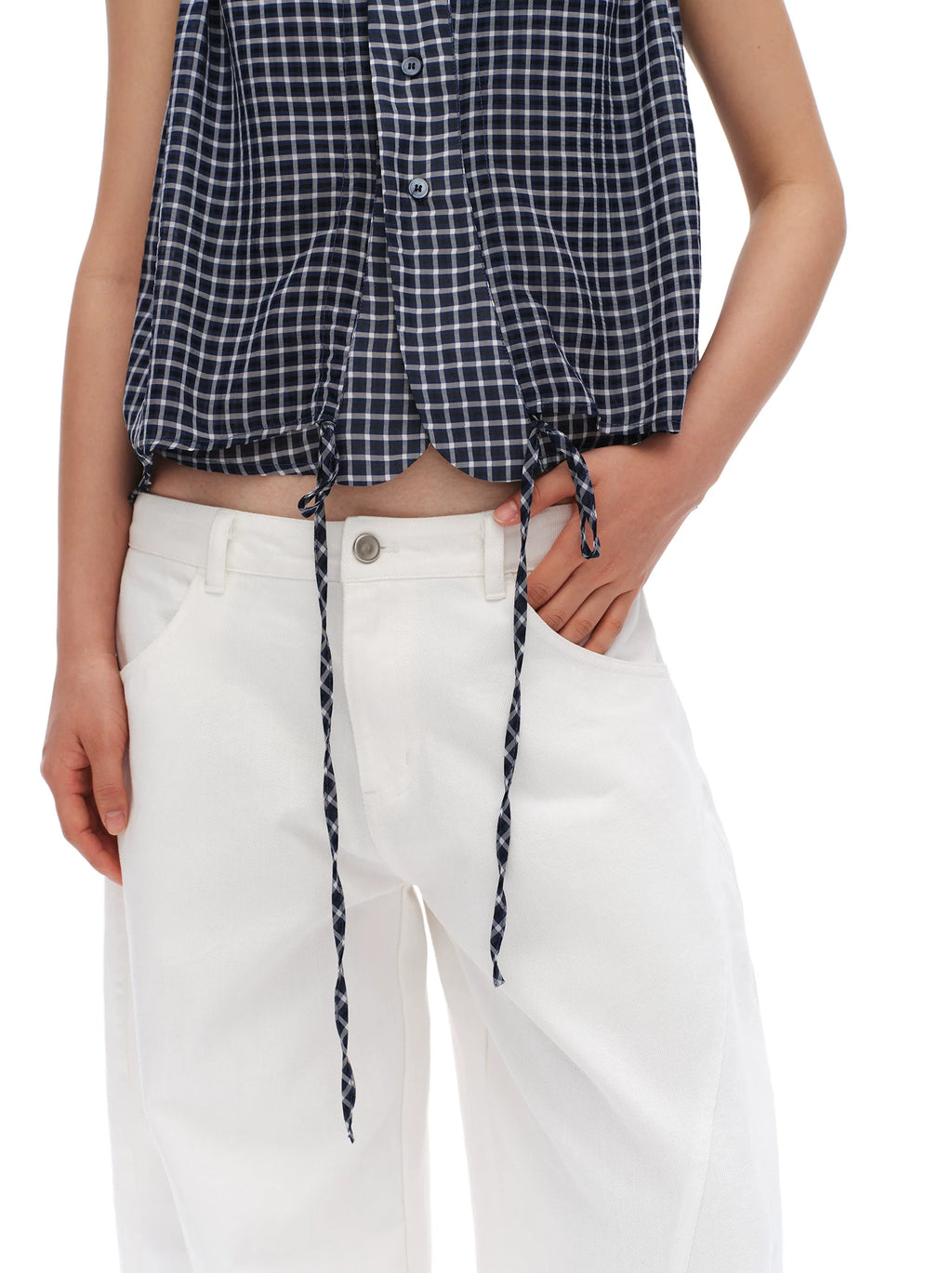 Oinimi Checked Pleated Slim Sleeveless Shirt