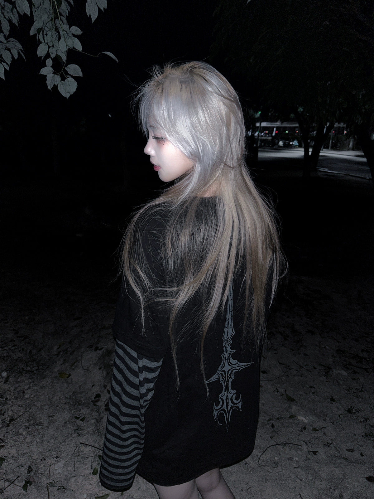 Wetbody Dark Print Fake Two Long Sleeves