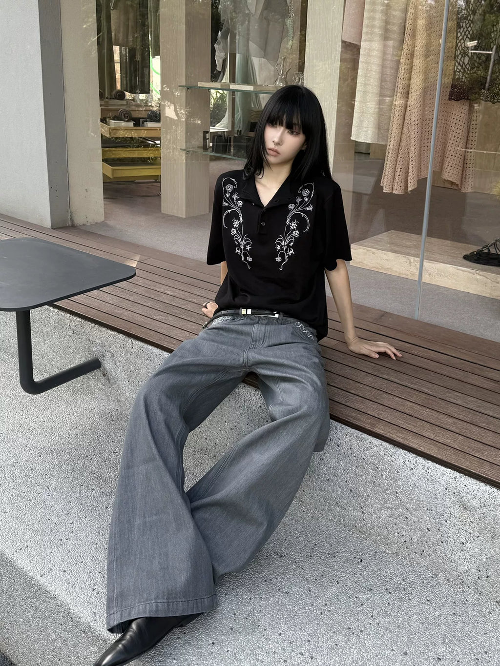 TZ Versatile Flower Embroidery Knitted Tee