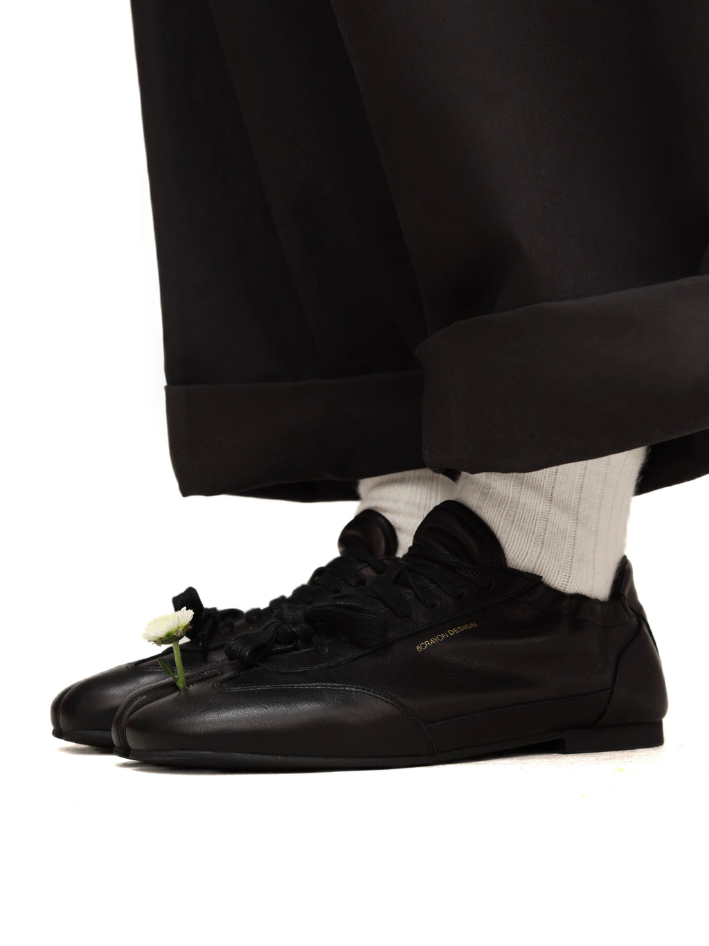 6CRAYON Waxed Calfskin Lace-Up Tabi