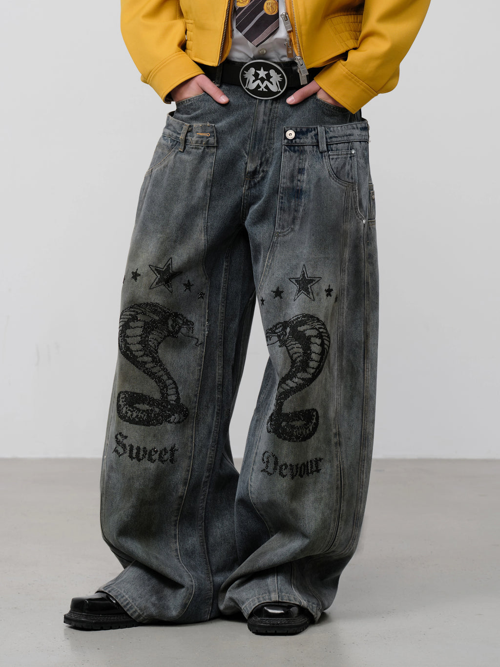 FACEON LAB Double-Waist Snake Print Wide-Leg Washed Jeans