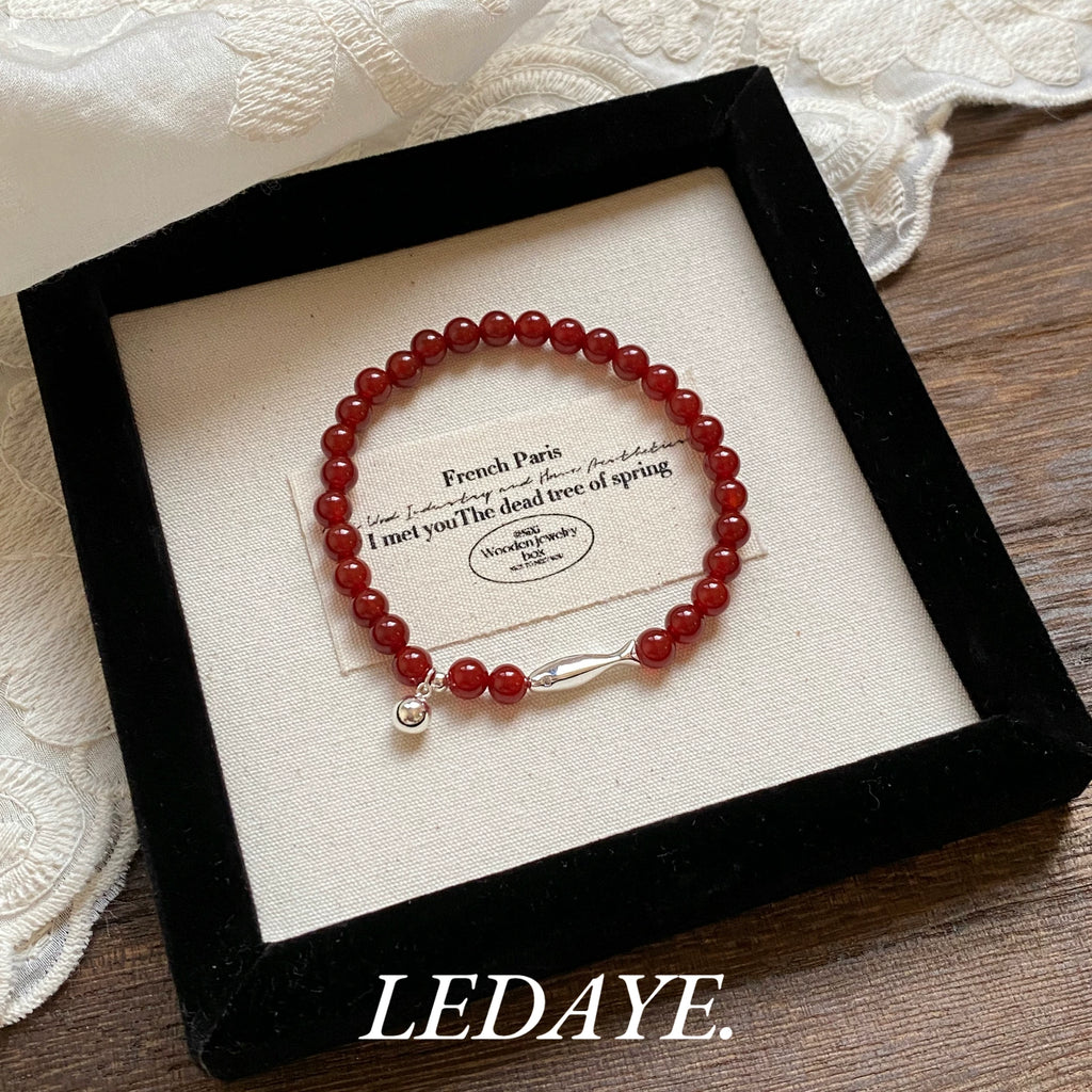 LIDAYE Red Agate Fish Stackable Bracelet