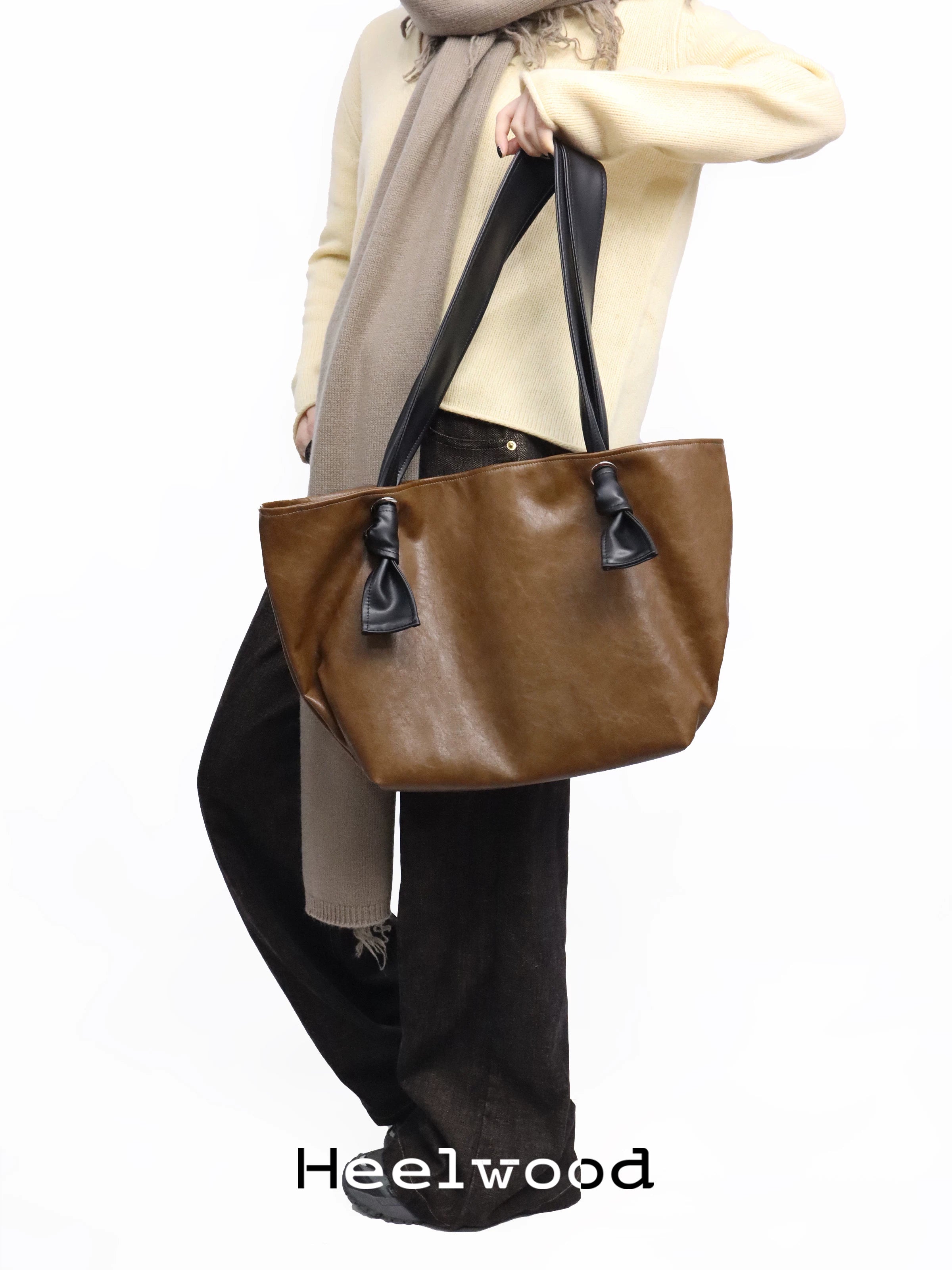 Heelwood Mocha Brown Leather Magnetic Snap Shoulder Bag