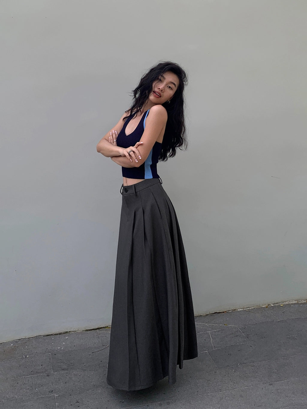 NEVA HU Thickened A-word Pleated Skirt