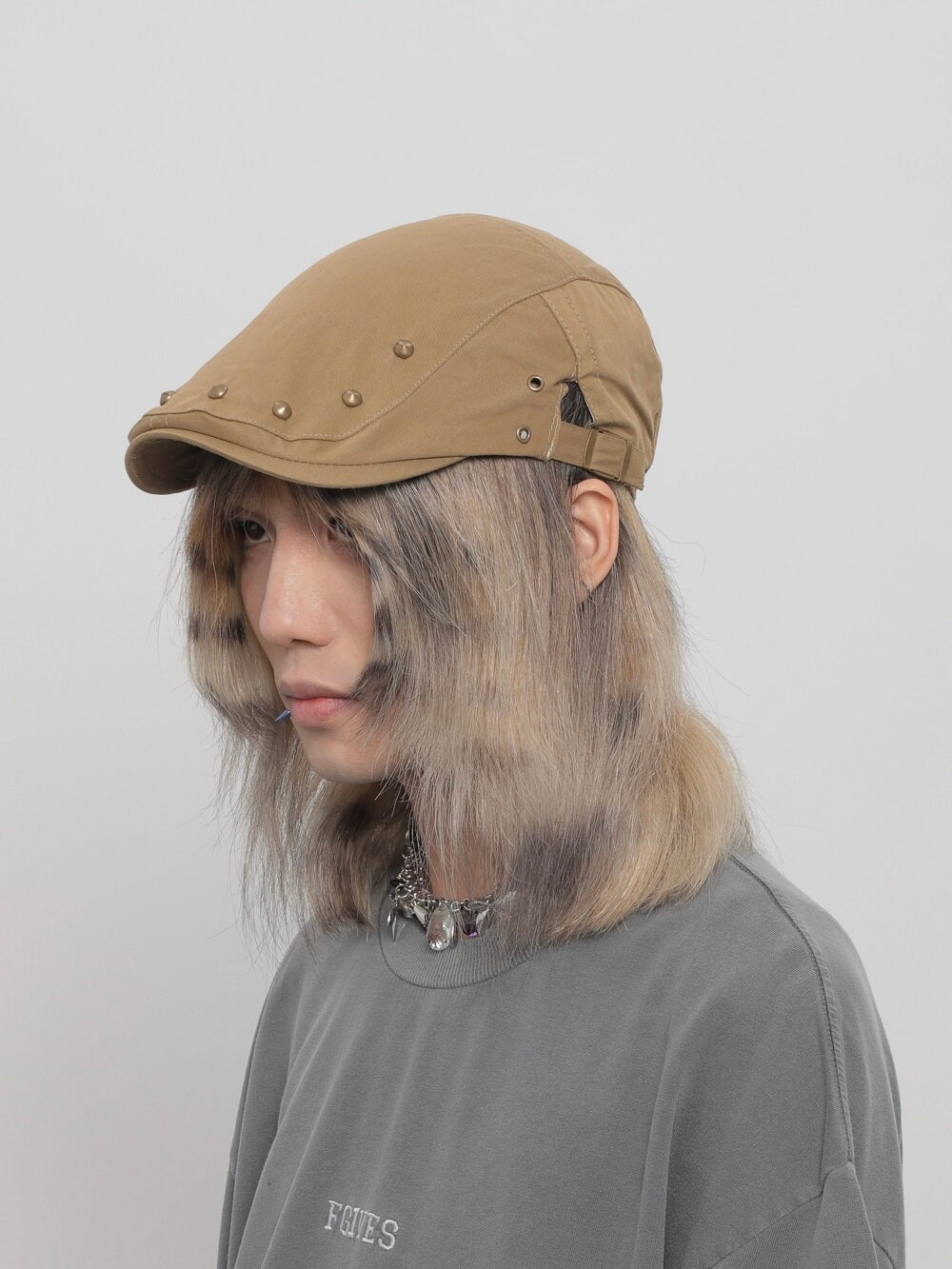 WORLDWIDE Korean Niche Retro Rivet Beret