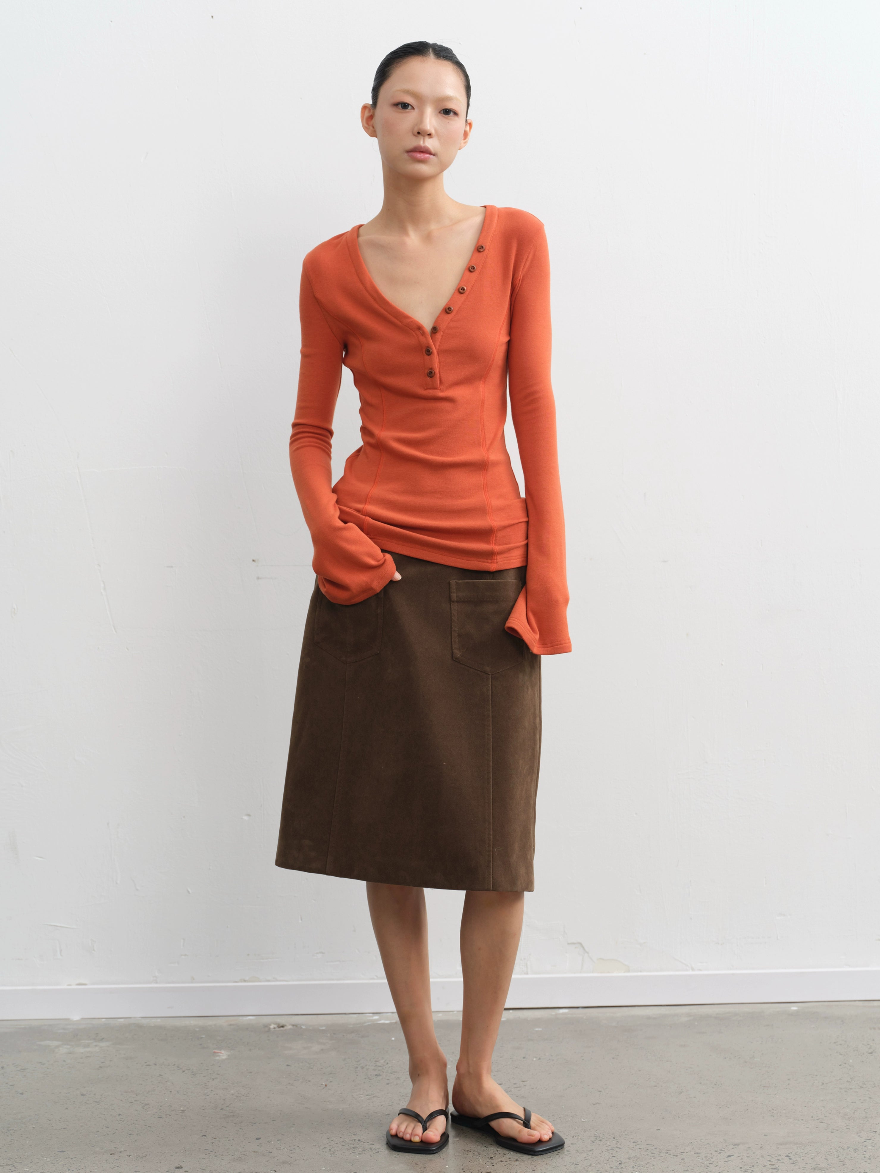 LINY LIBERTY Vintage Classic V-Neck Slim Sleeve