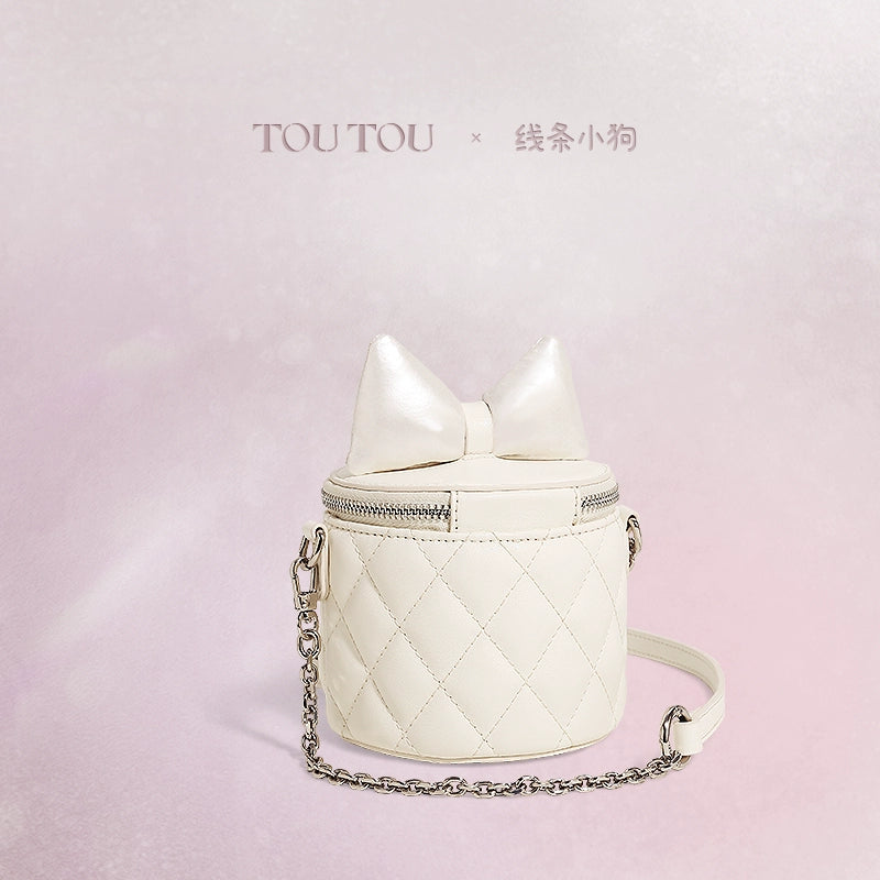 TOUTOU White Faux Leather Chain Crossbody Bag - Zip Top