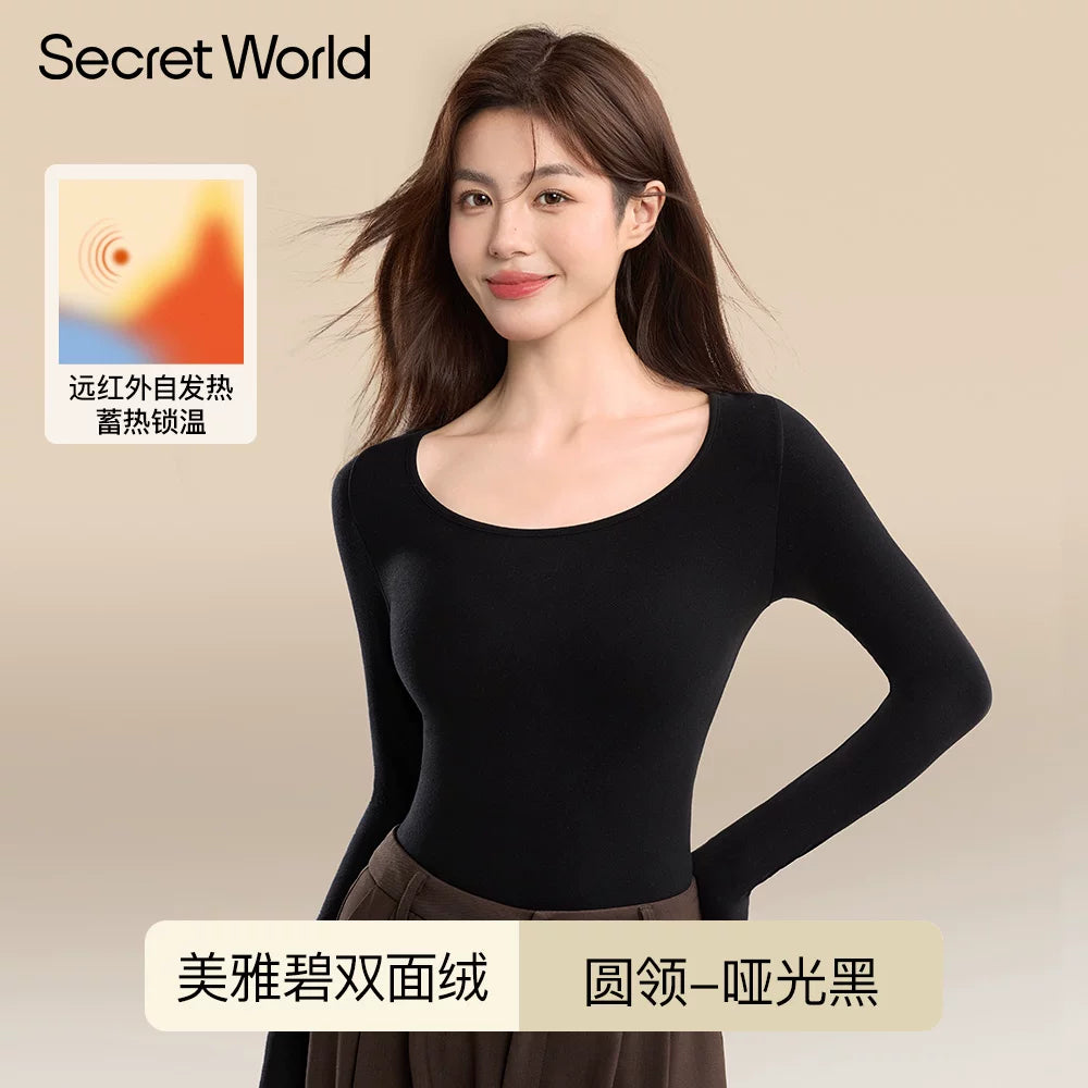 Secret World Semi-turtleneck Slim Sleeve