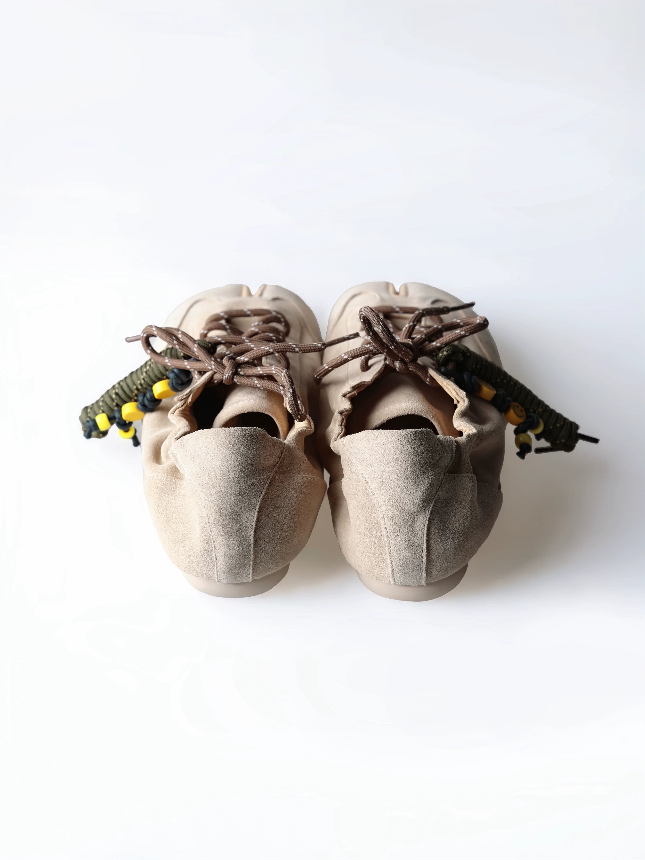 6CRAYON Soft Calfskin Split-Toe Tabi
