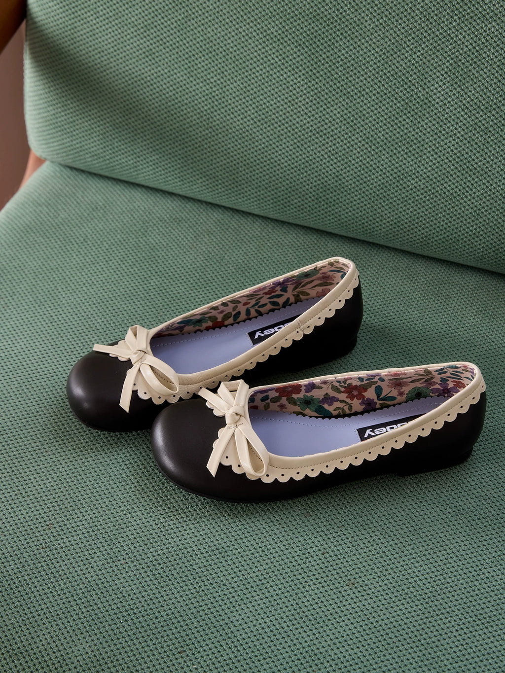 MILOOEY Bow-Detail Leather Ballet Flat