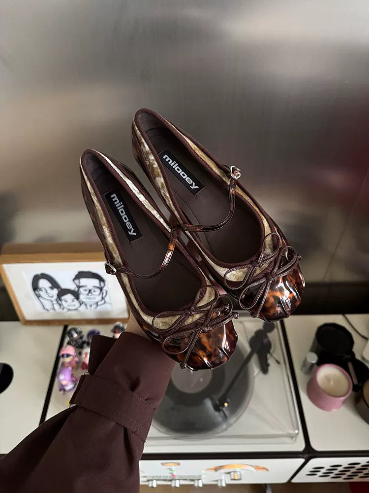 MILOOEY Leather One-Strap Round-Toe Mary Jane