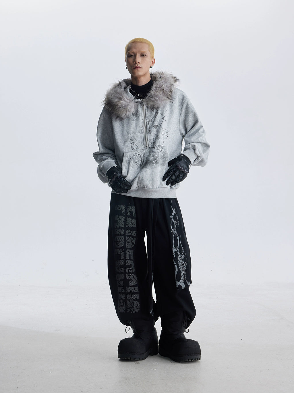 NOMANIAI Hairy Hooded Print Half Zipper Short Sweater