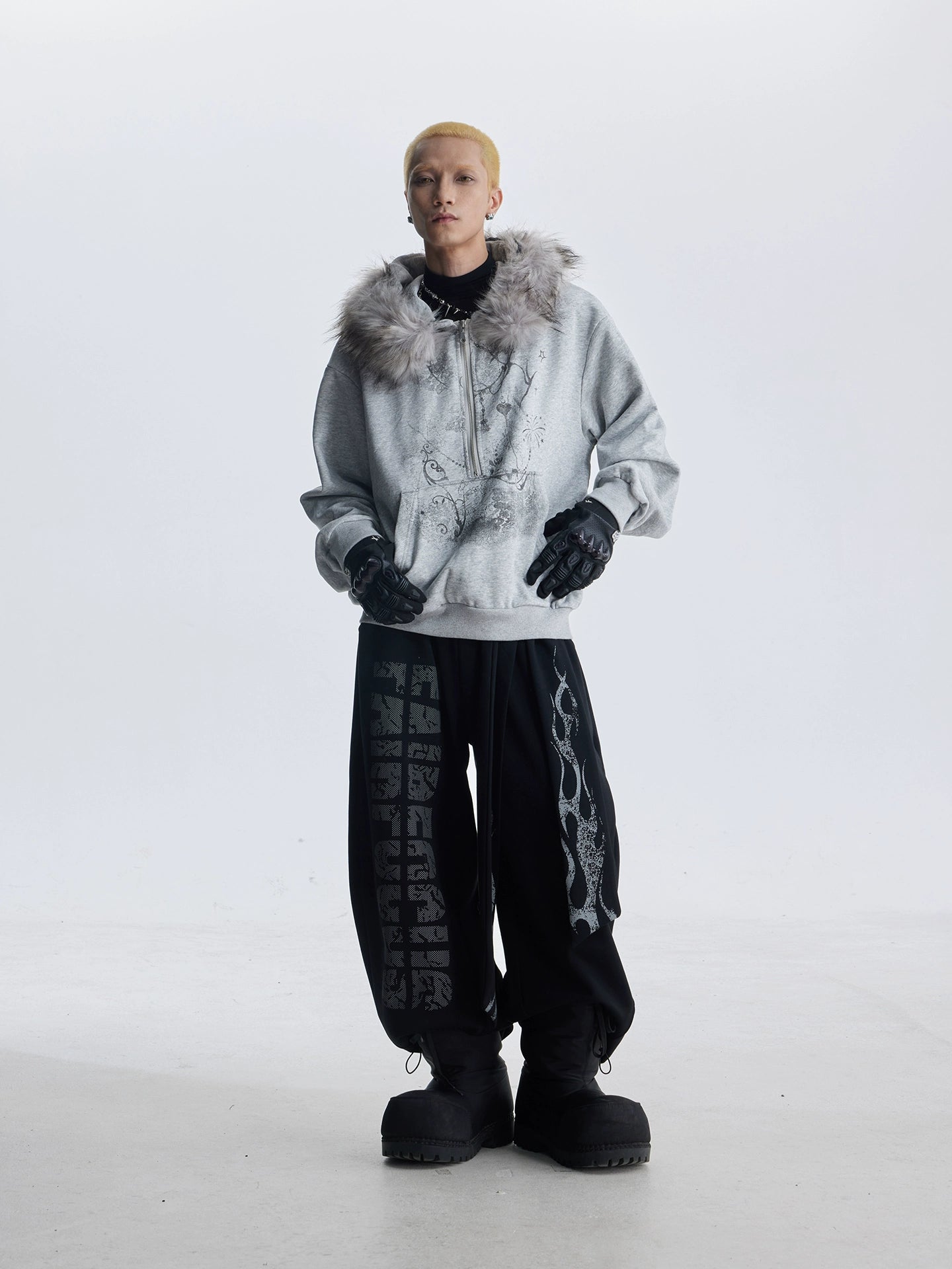 NOMANIAI Hairy Hooded Print Half Zipper Short Sweater
