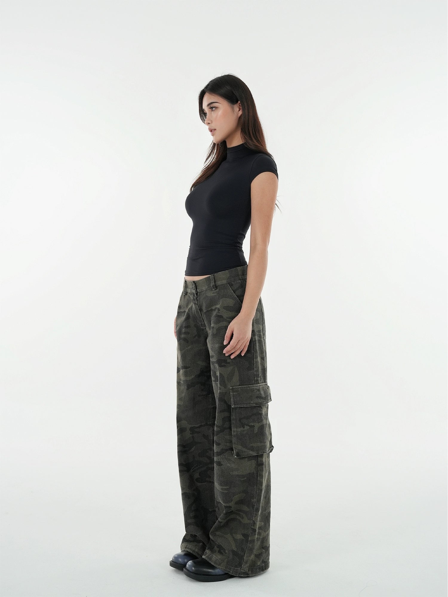 Jim Kennet Nude Semi-turtleneck High Stretch Slim Tee