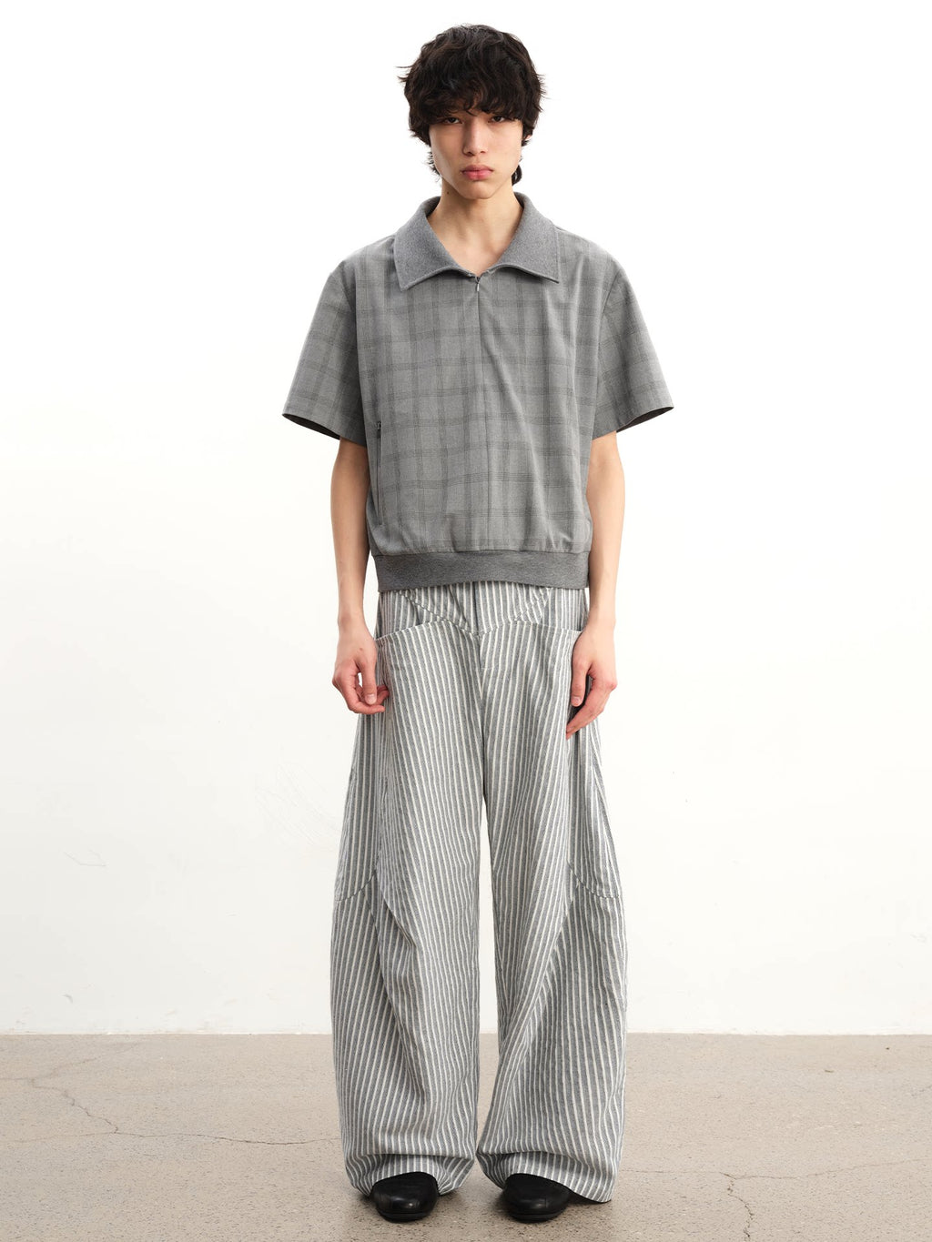 JCAESAR Striped Pleated Wrinkle-Resistant Trousers