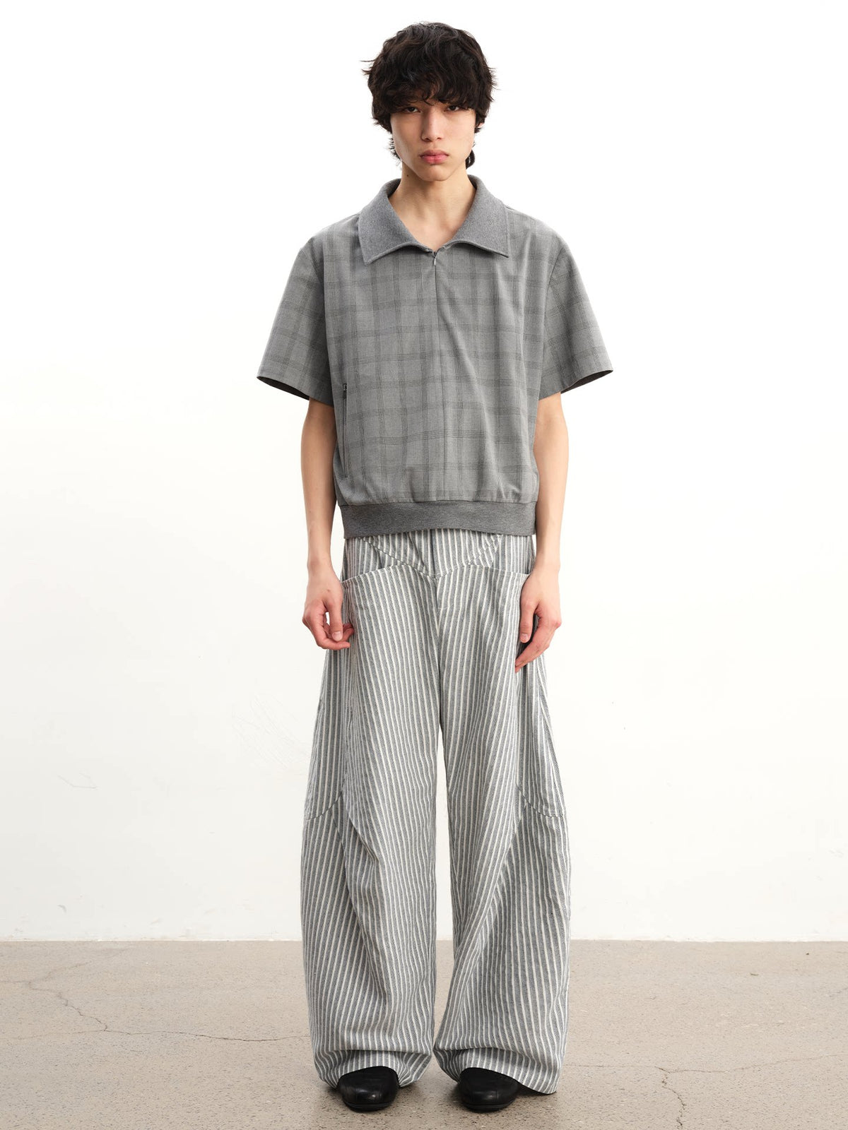 JCAESAR Striped Pleated Wrinkle-Resistant Trousers