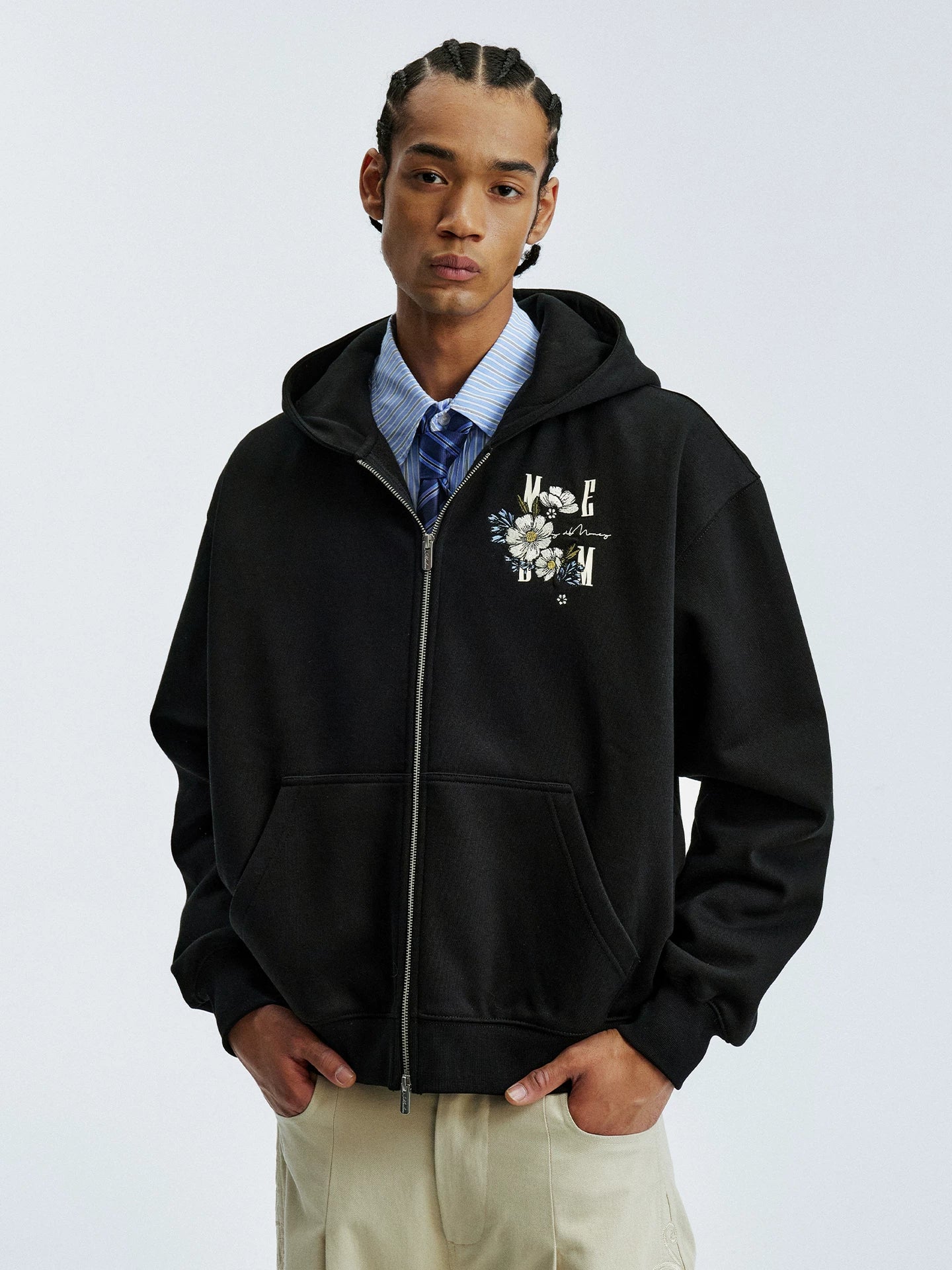 MEDM Flower Letter Embroidered Casual Zip Sweater