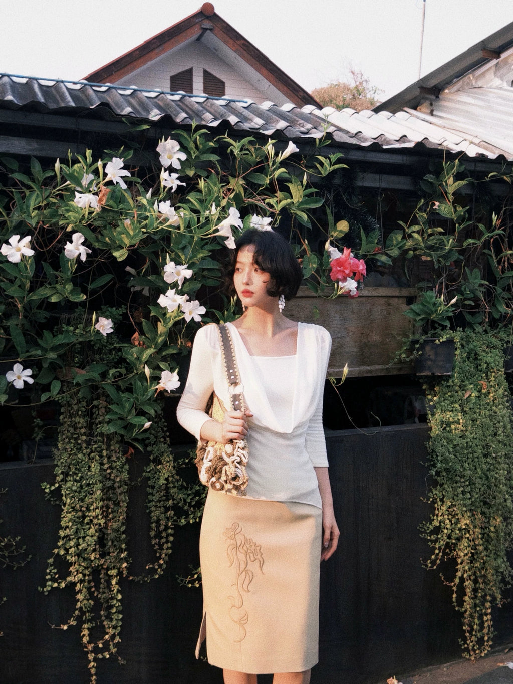 KELIFAN Retro Swinging Neck Mesh Stitching Long Sleeves