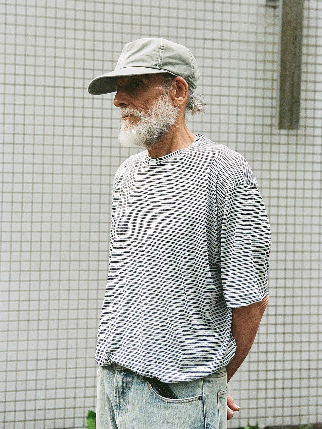 PARTIMENTO Fine Stripe Linen Breathable Oversized Tee