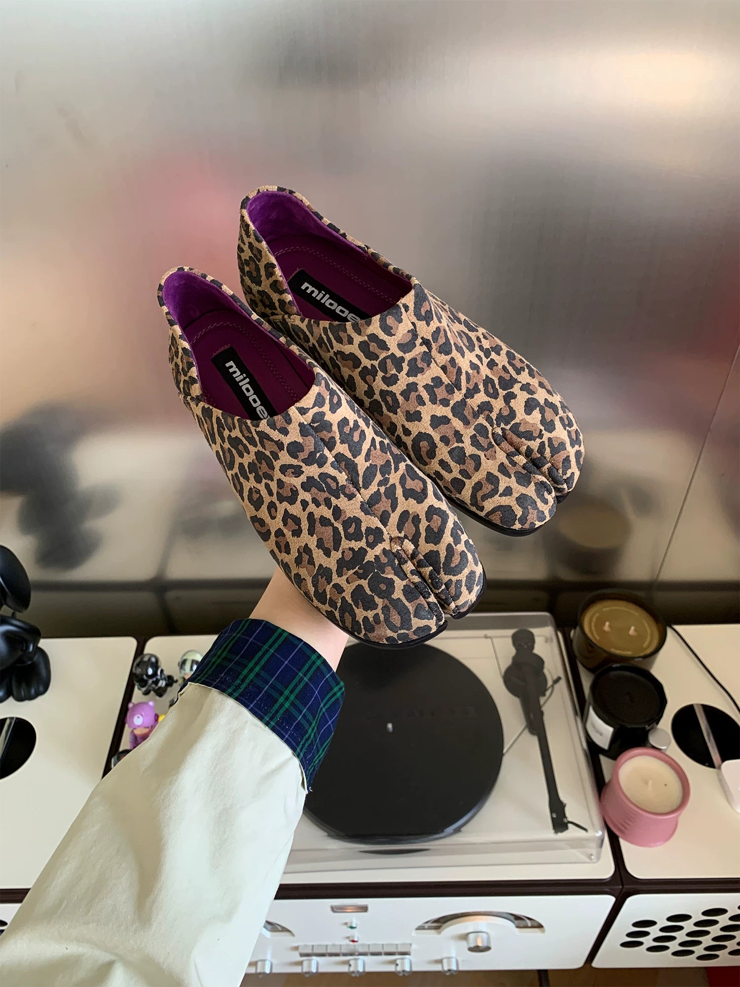 MILOOEY Leather Split-Toe Slip-On Mule