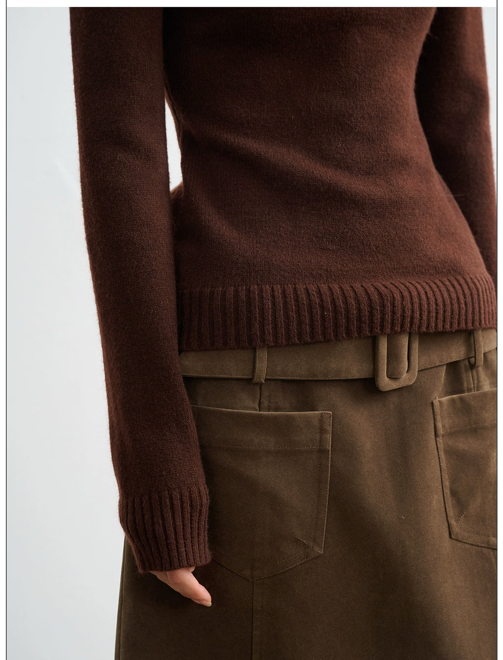 LINY LIBERTY Deep U-neck Fake Two-piece Slim-fit Knitted Sweater (Clearance)