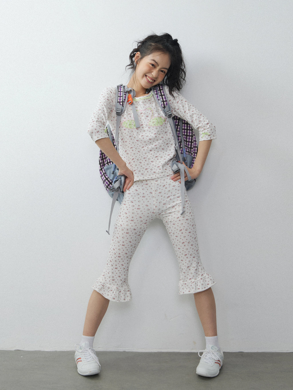 In Two Twos Lace Slim Floral Flared Trousers