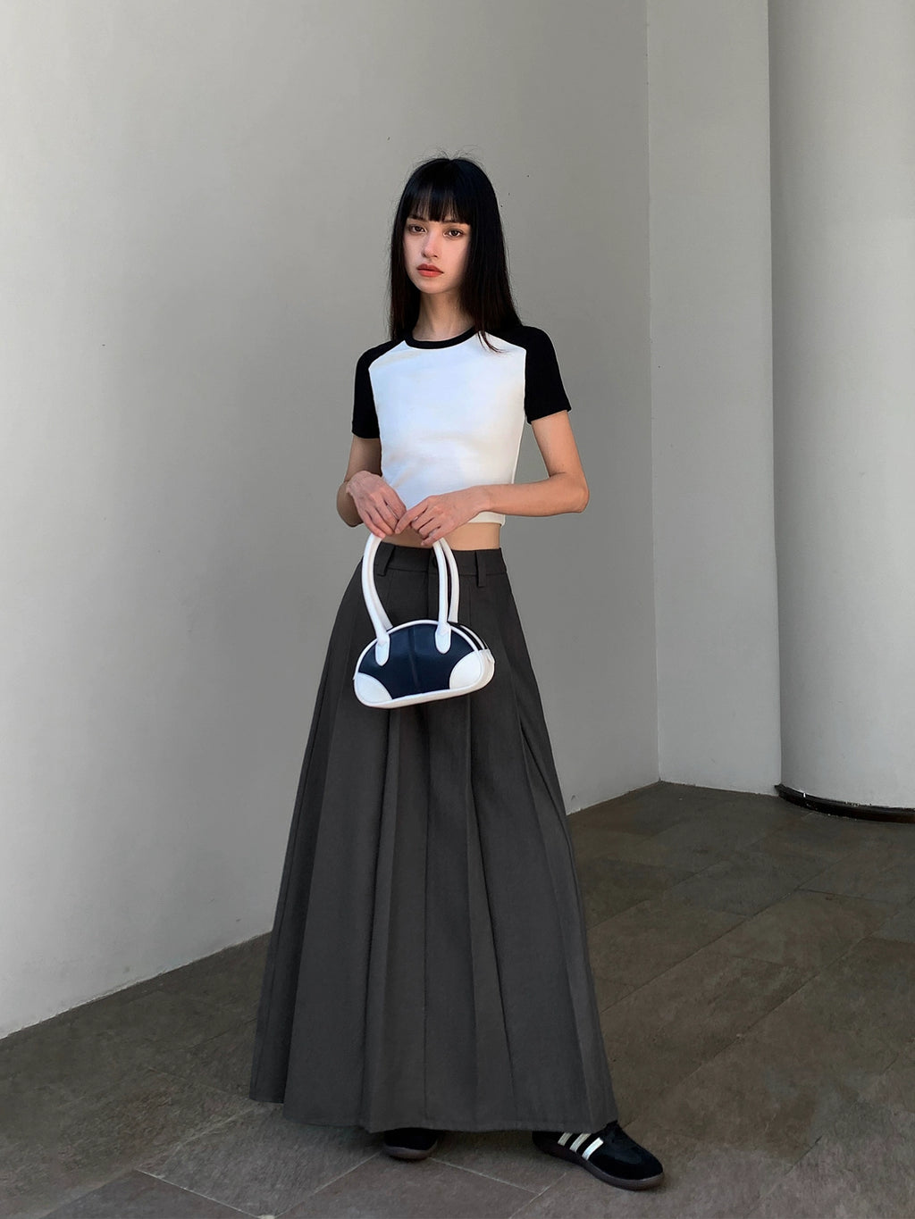 NEVA HU Thickened A-word Pleated Skirt