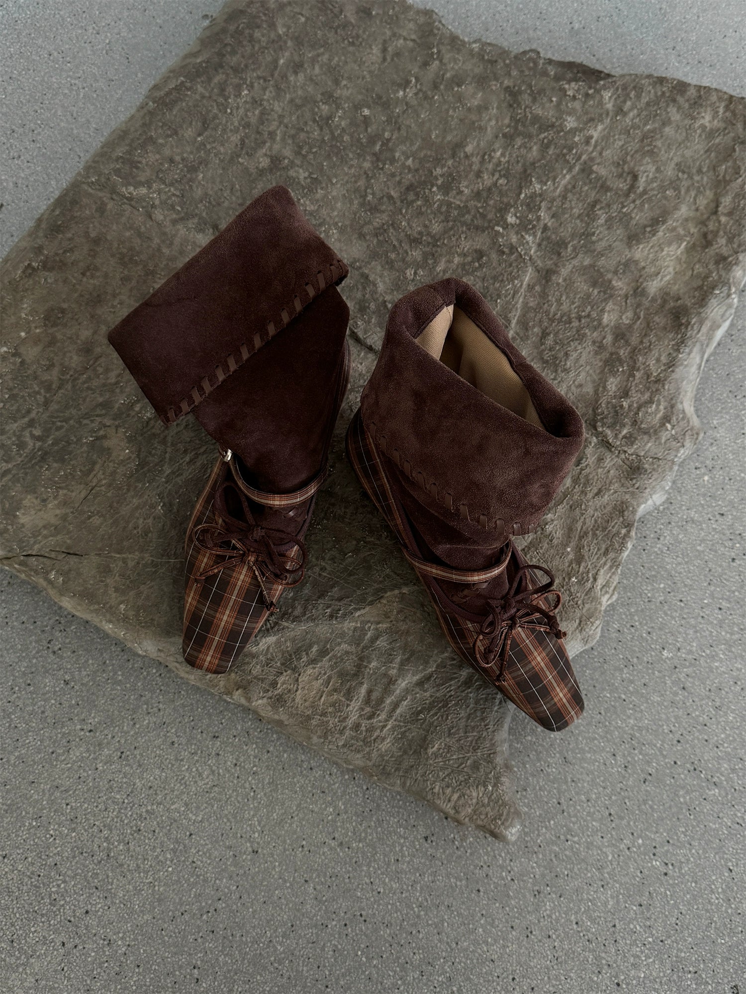 MILOOEY Leather Square-Toe Western Boot