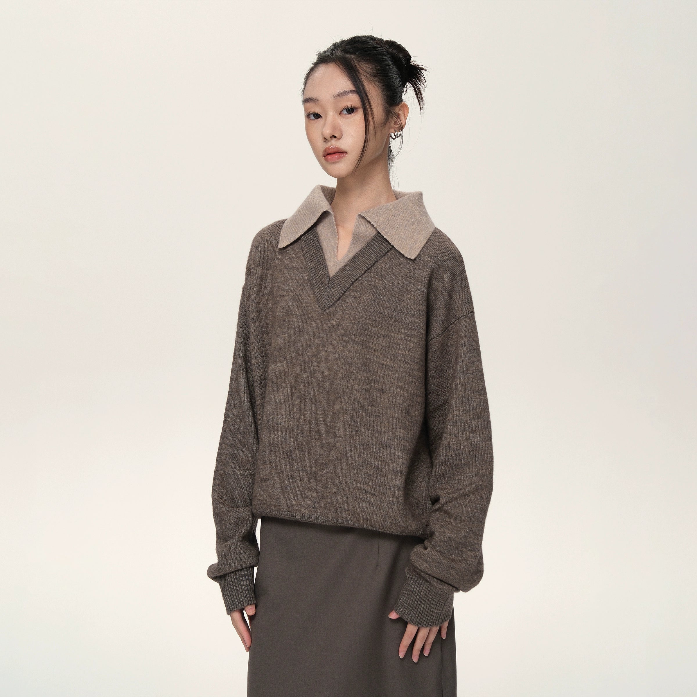 Set for Life V-neck Lapel Color Matching Thin Long-sleeved Sweater