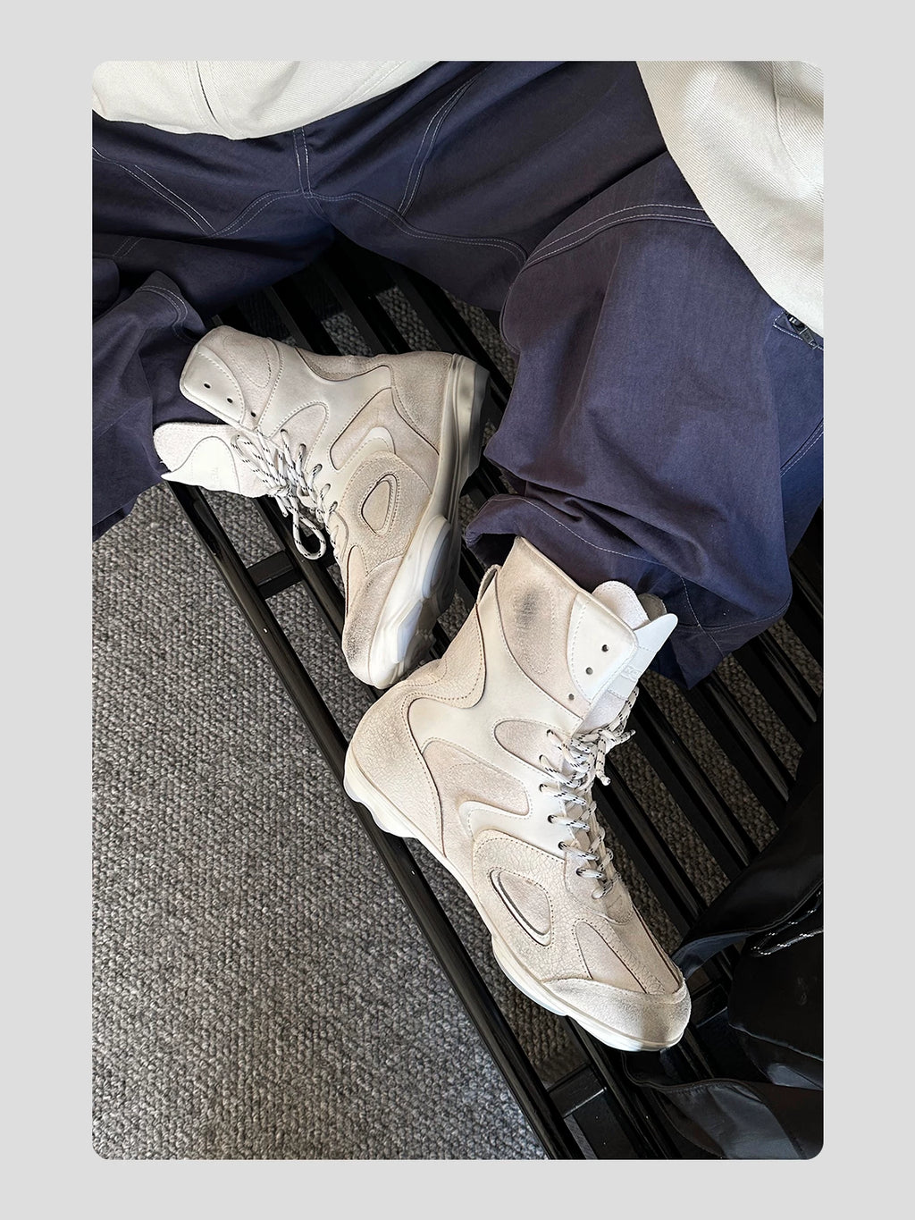 HANQIAORJI High-top German Training Shoes White Splicing Boxing Boots