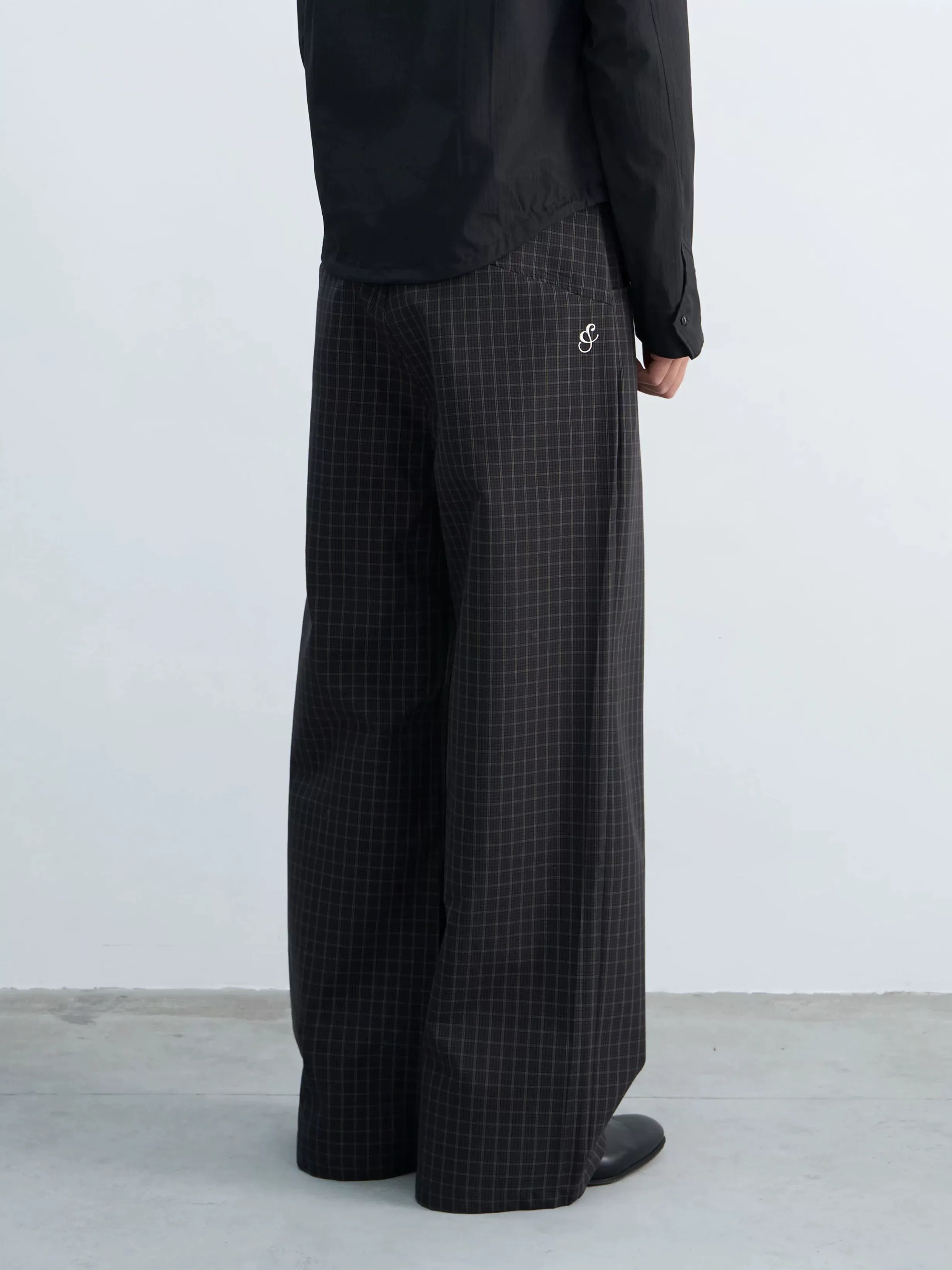 4JUNKS Checked-embroidered Straight Slacks